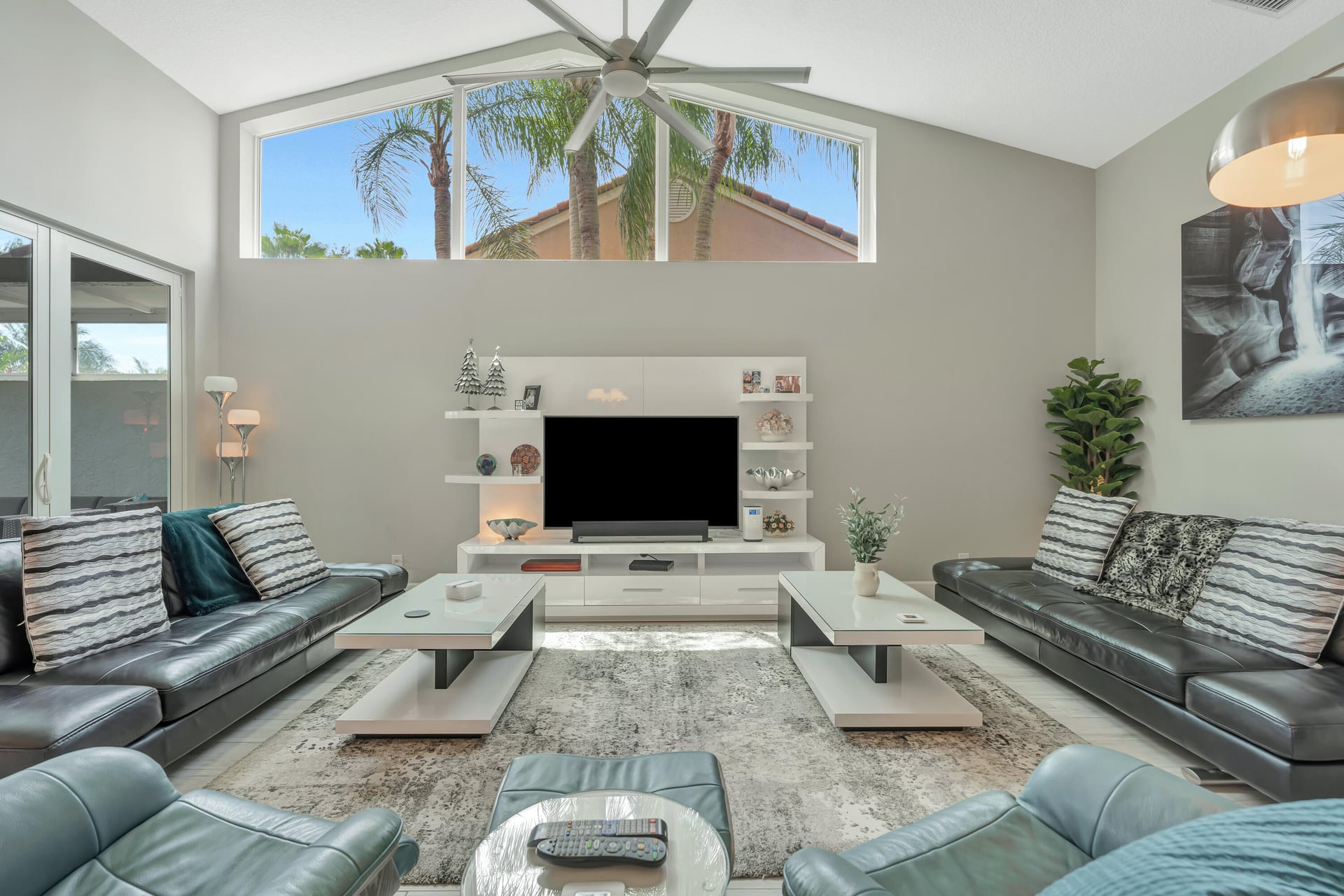 PGA National Palm Beach Gardens Residence photo 13