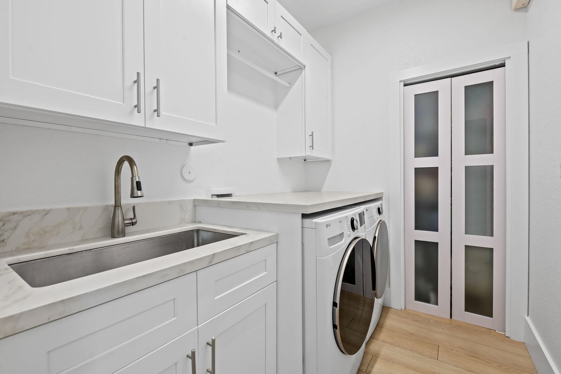 Residence photo 33