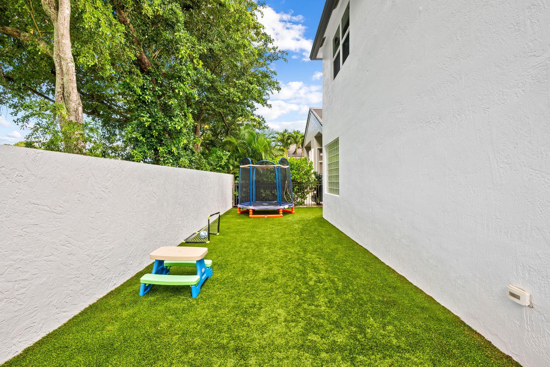 Residence photo 38
