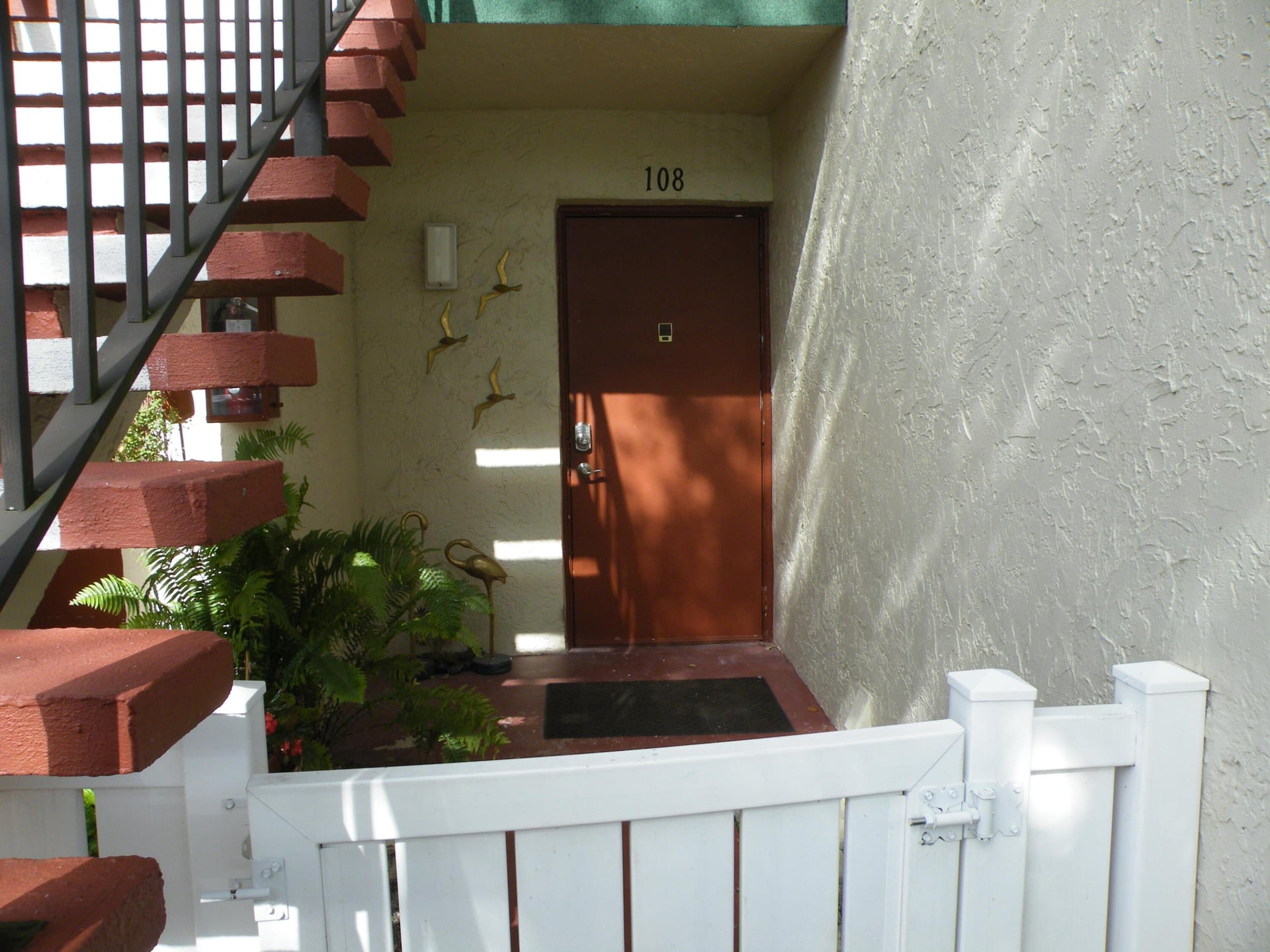 Unit 108 photo 2