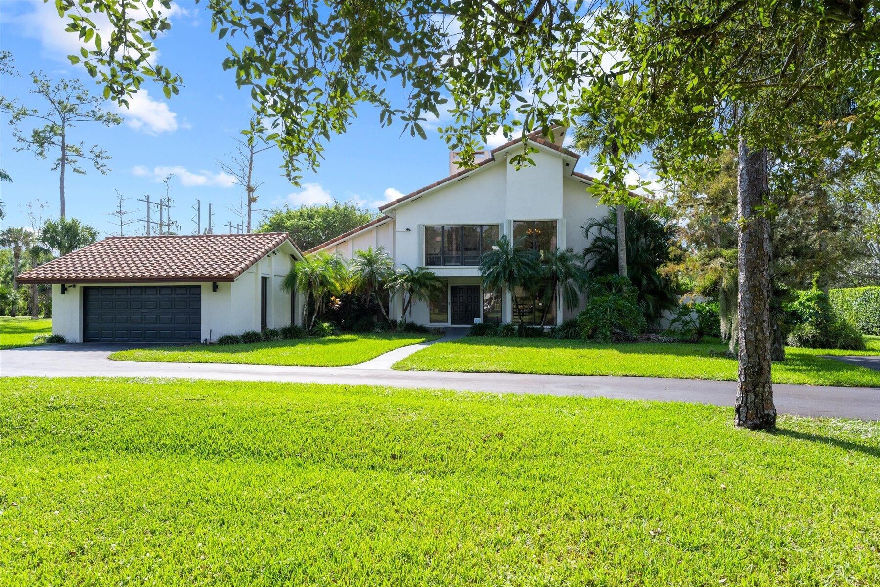 Residence photo 3