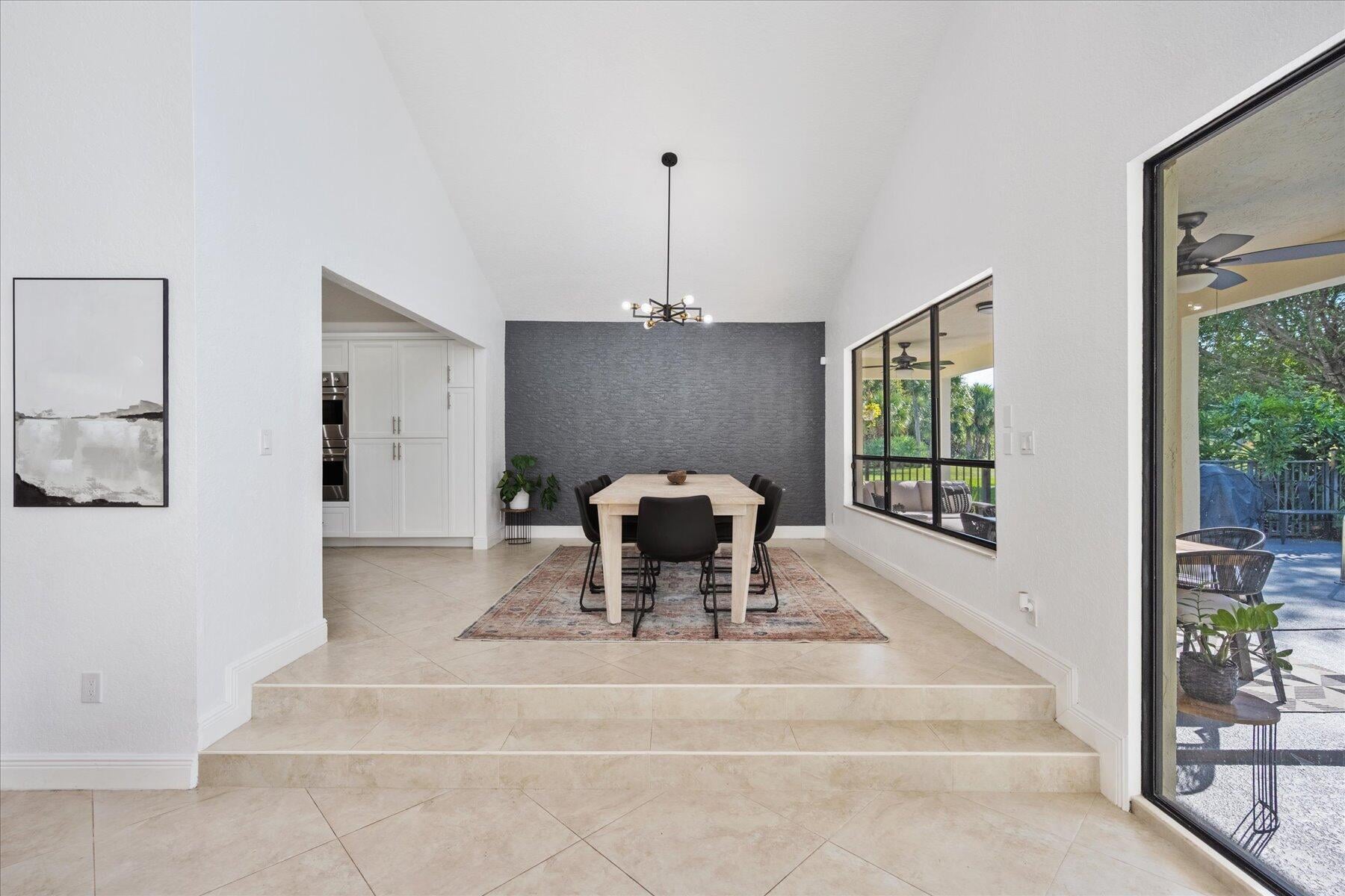 Residence photo 17