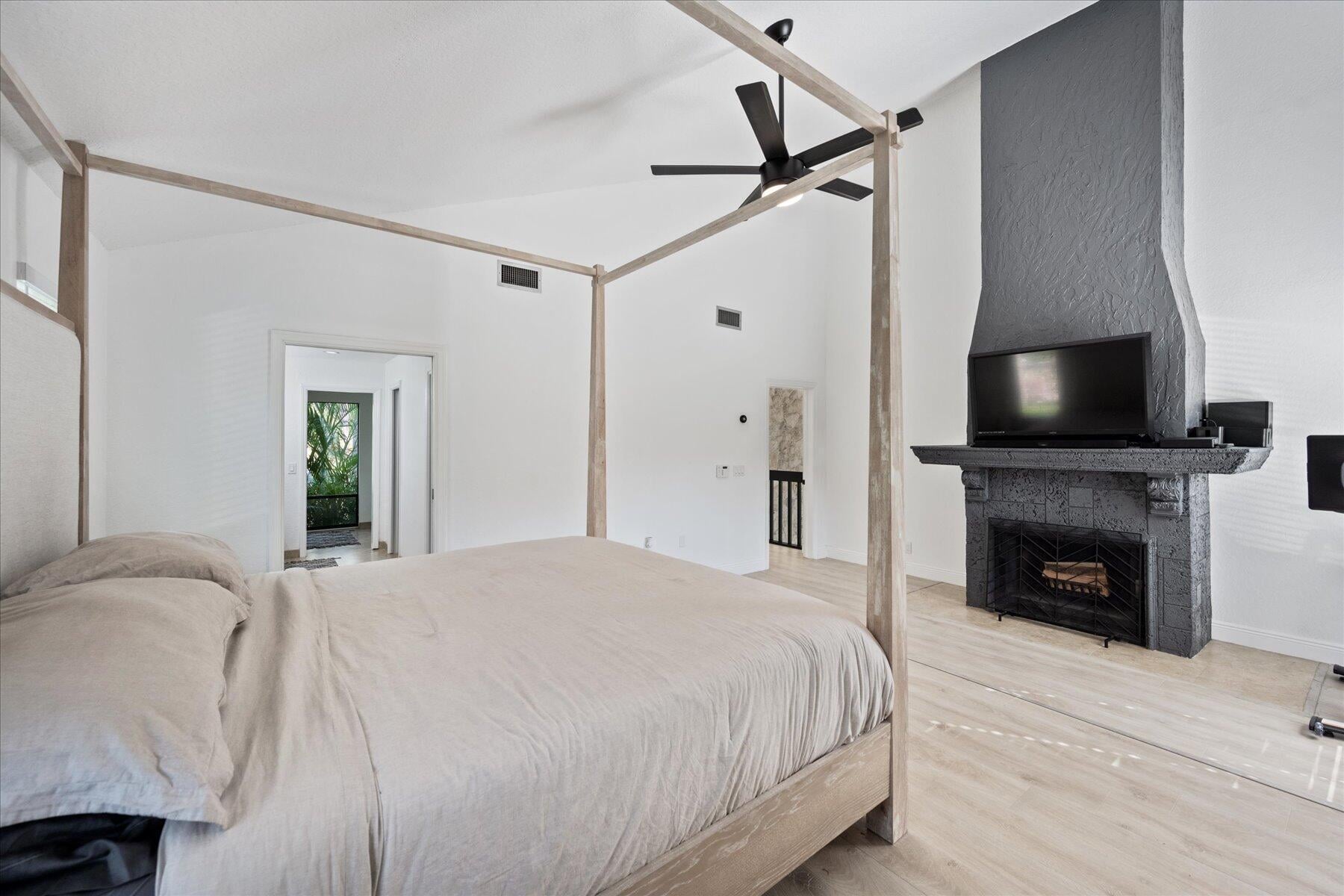 Residence photo 32