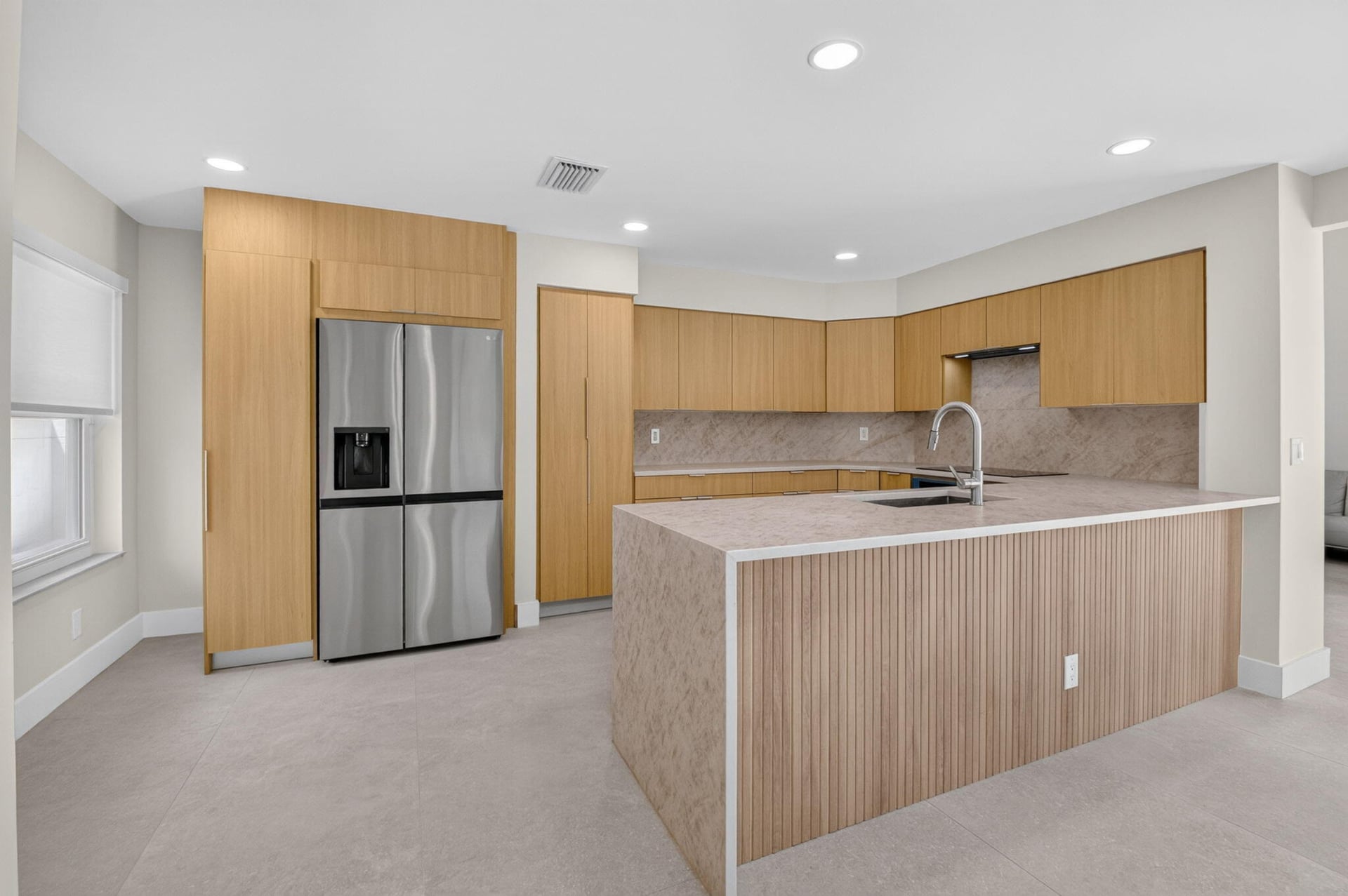 Residence photo 17