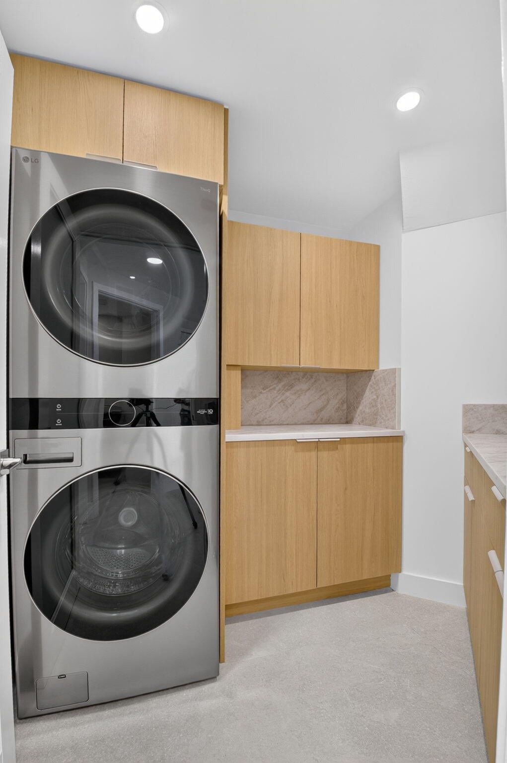 Residence photo 26