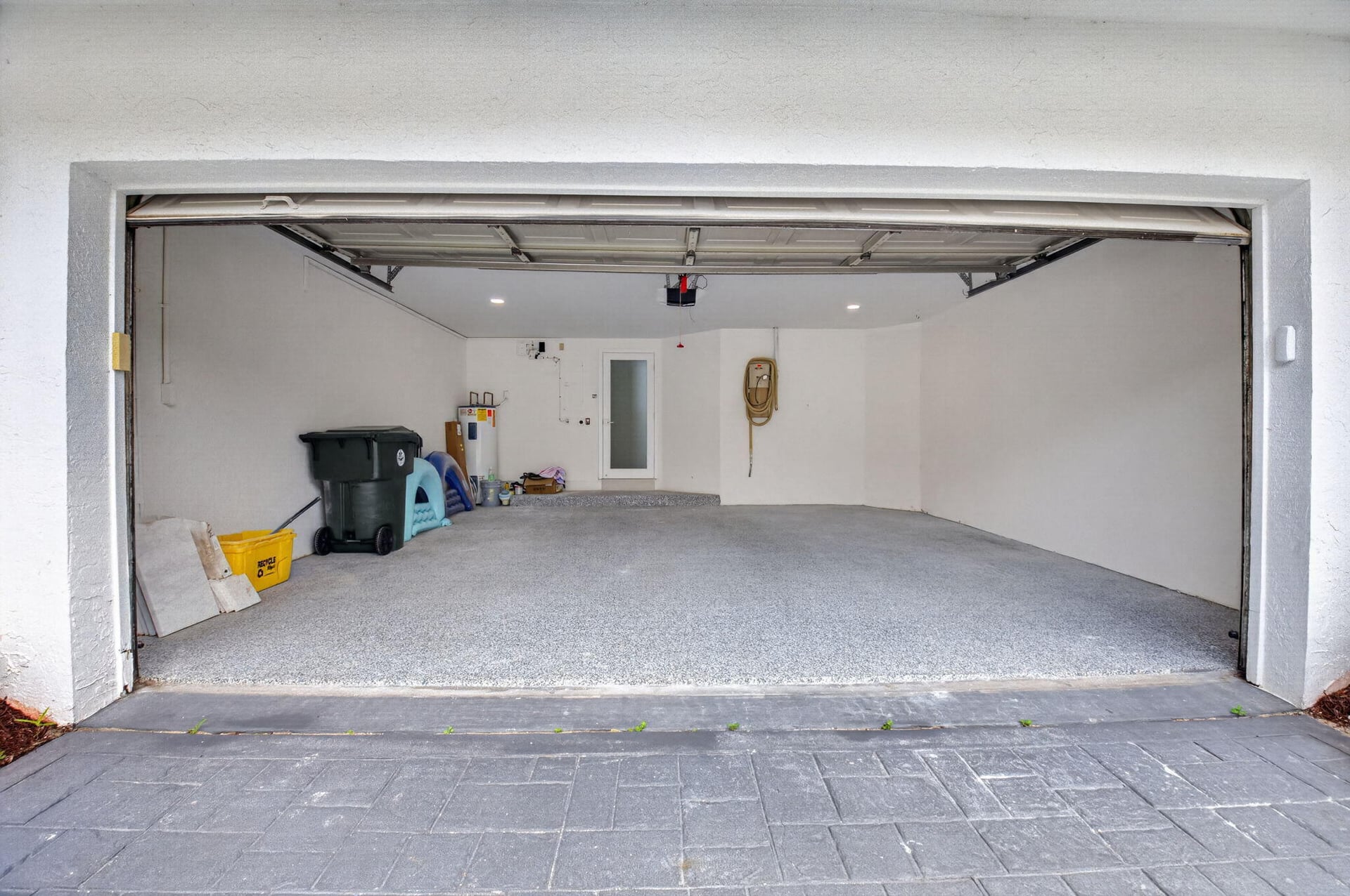 Residence photo 56