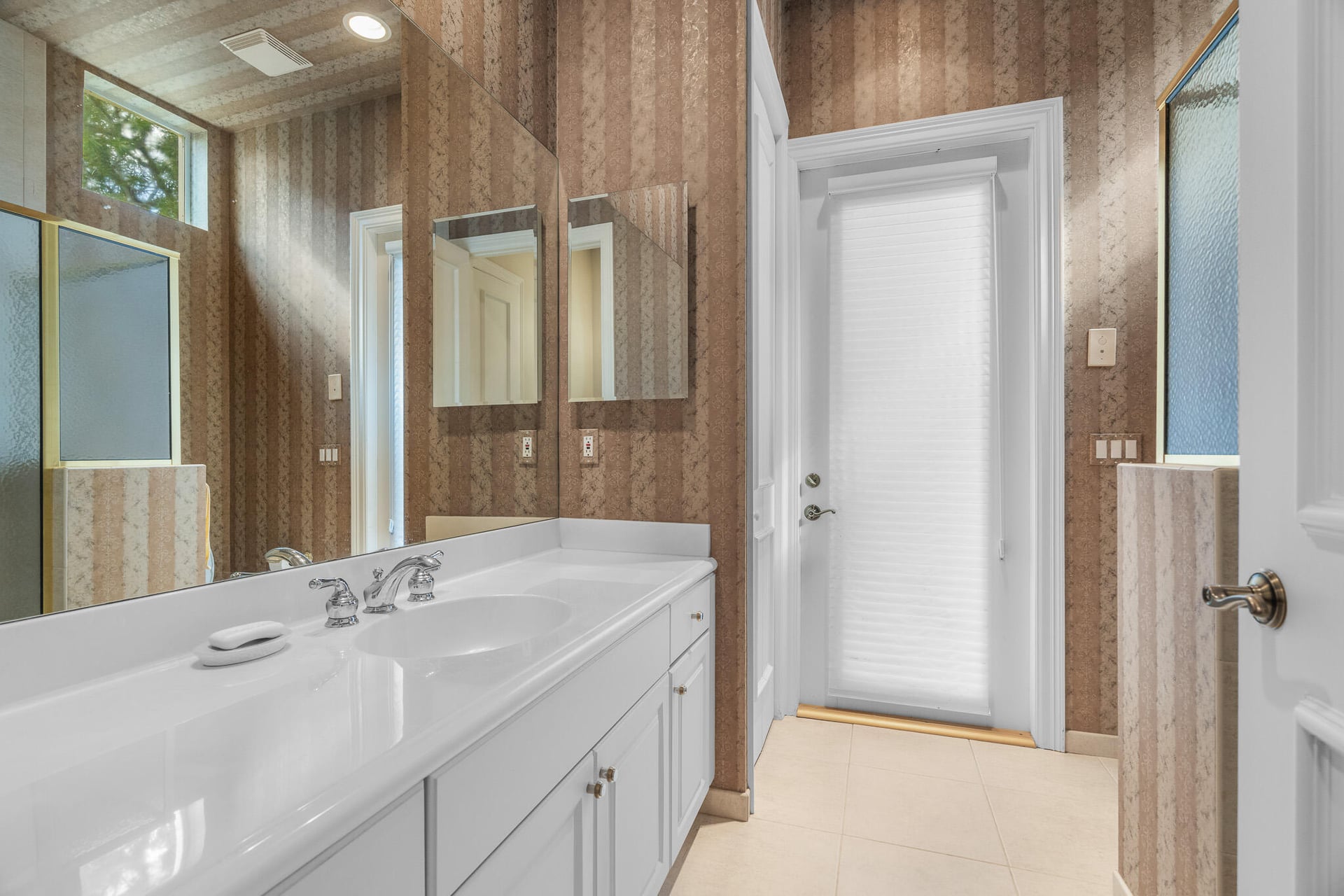 Residence photo 27