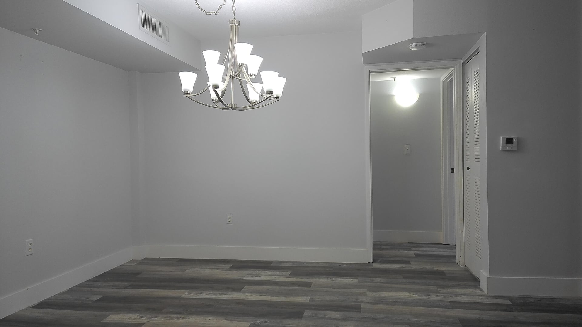 Unit 304 photo 6