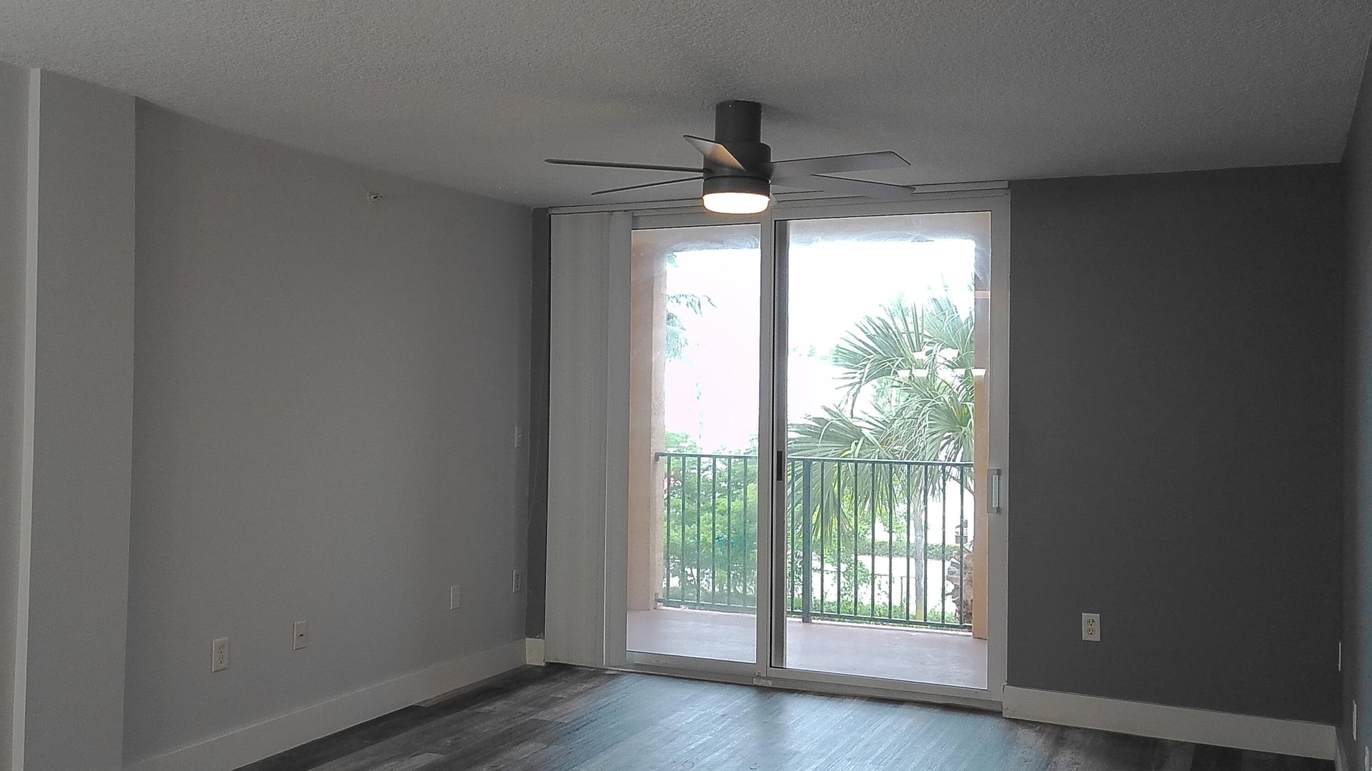 Unit 304 photo 7