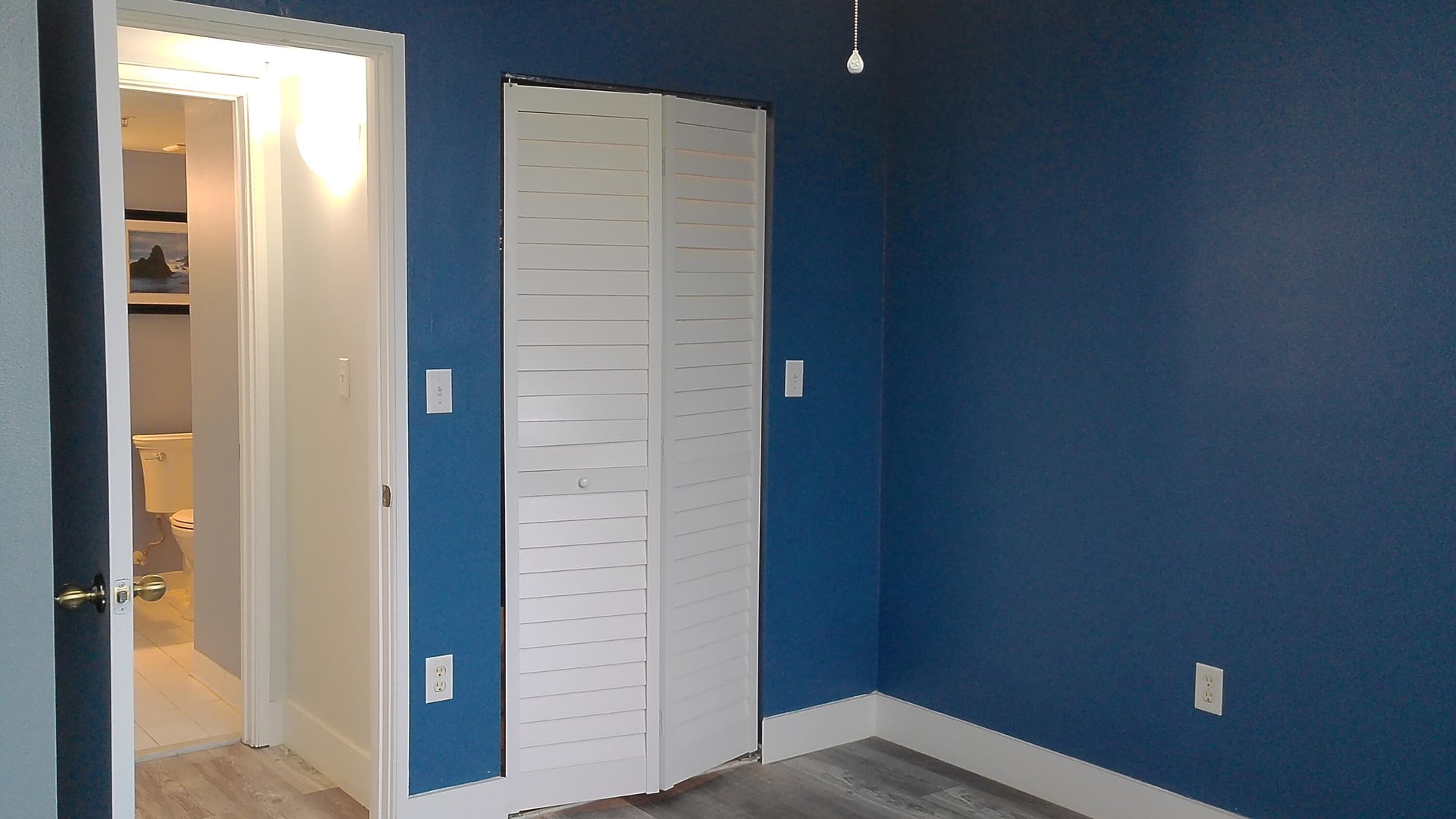 Unit 304 photo 14