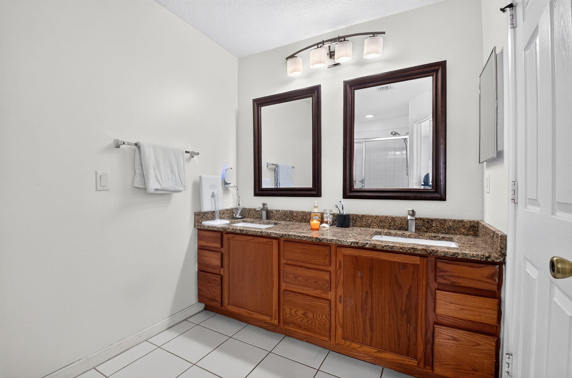 Residence photo 35
