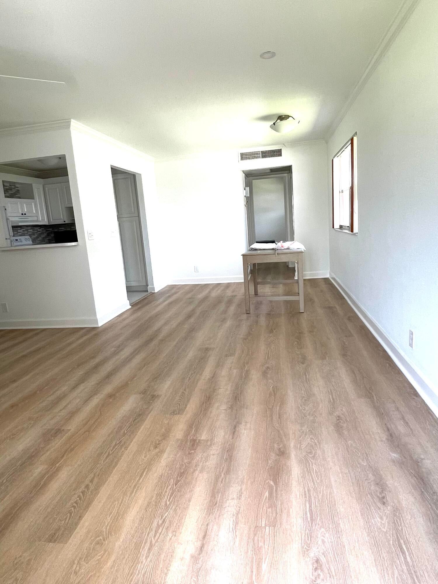 Residence photo 5