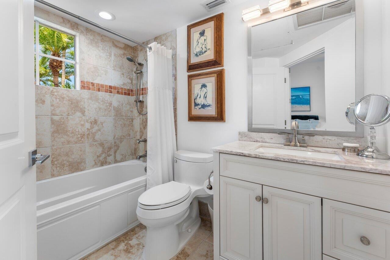Frenchman's Creek Residence photo 61