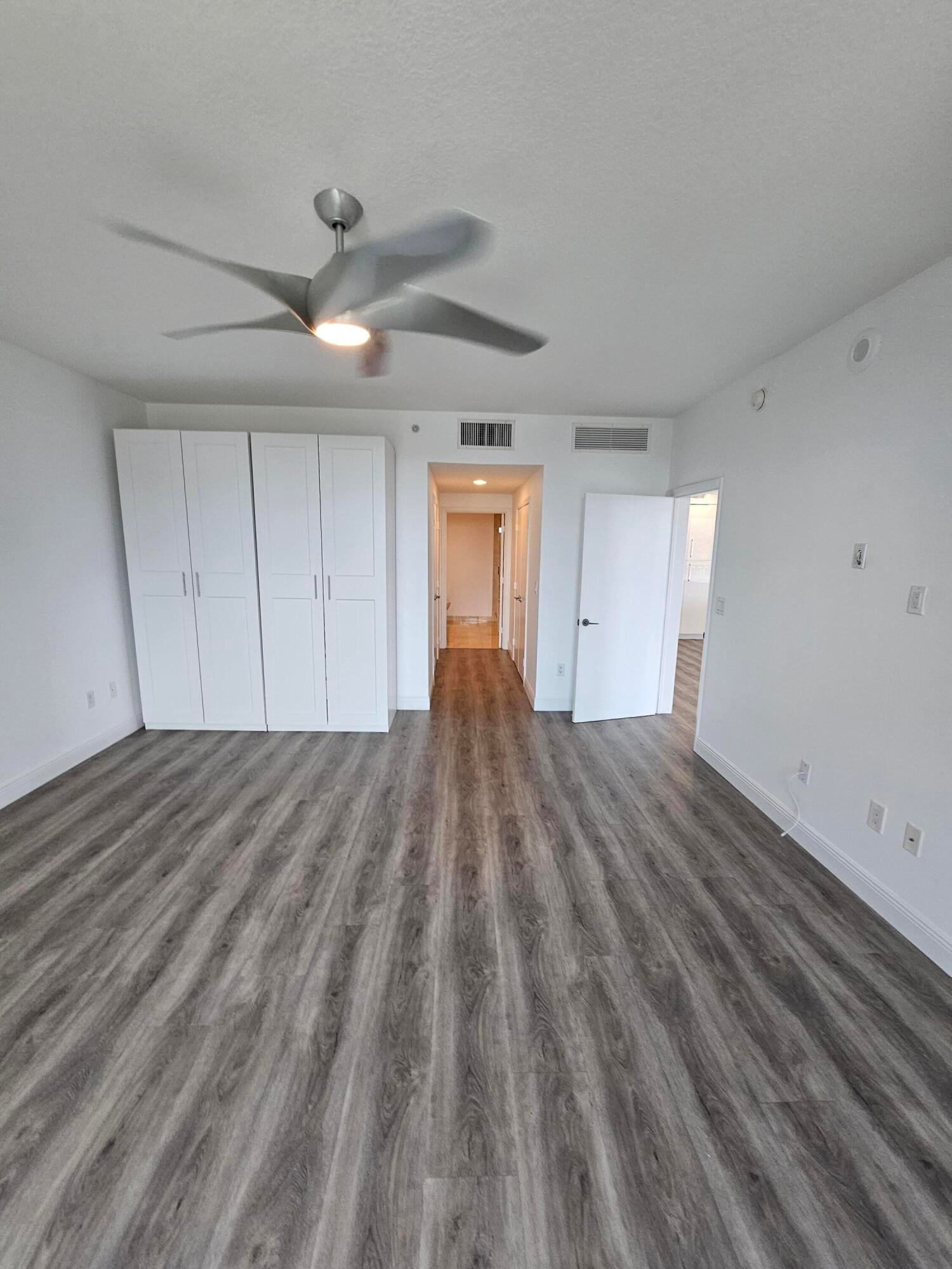 Cityplace South Tower Unit 1402 photo 6