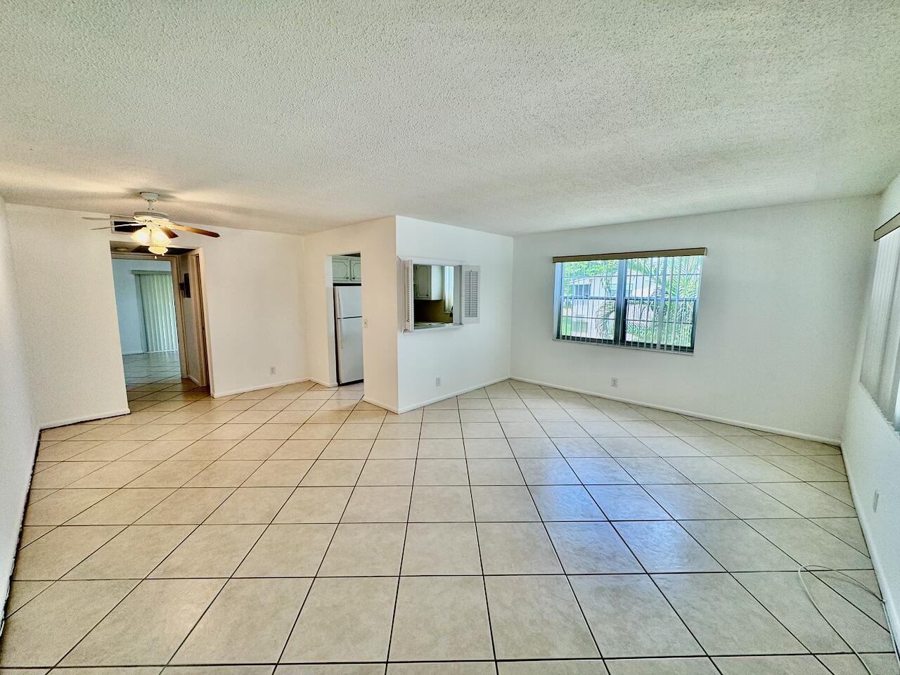 Residence photo 3
