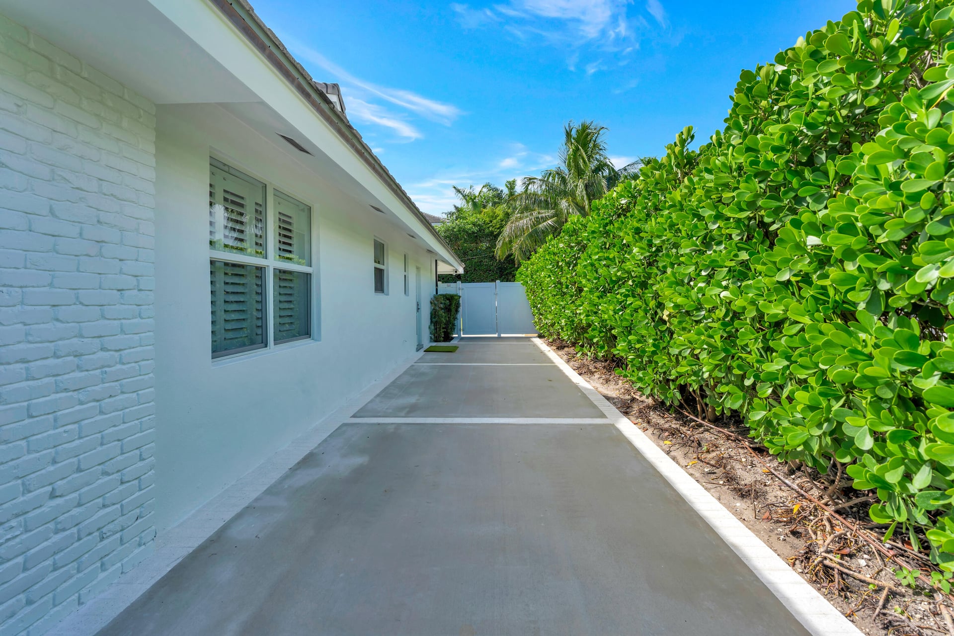 SoSo West Palm Beach Residence photo 6