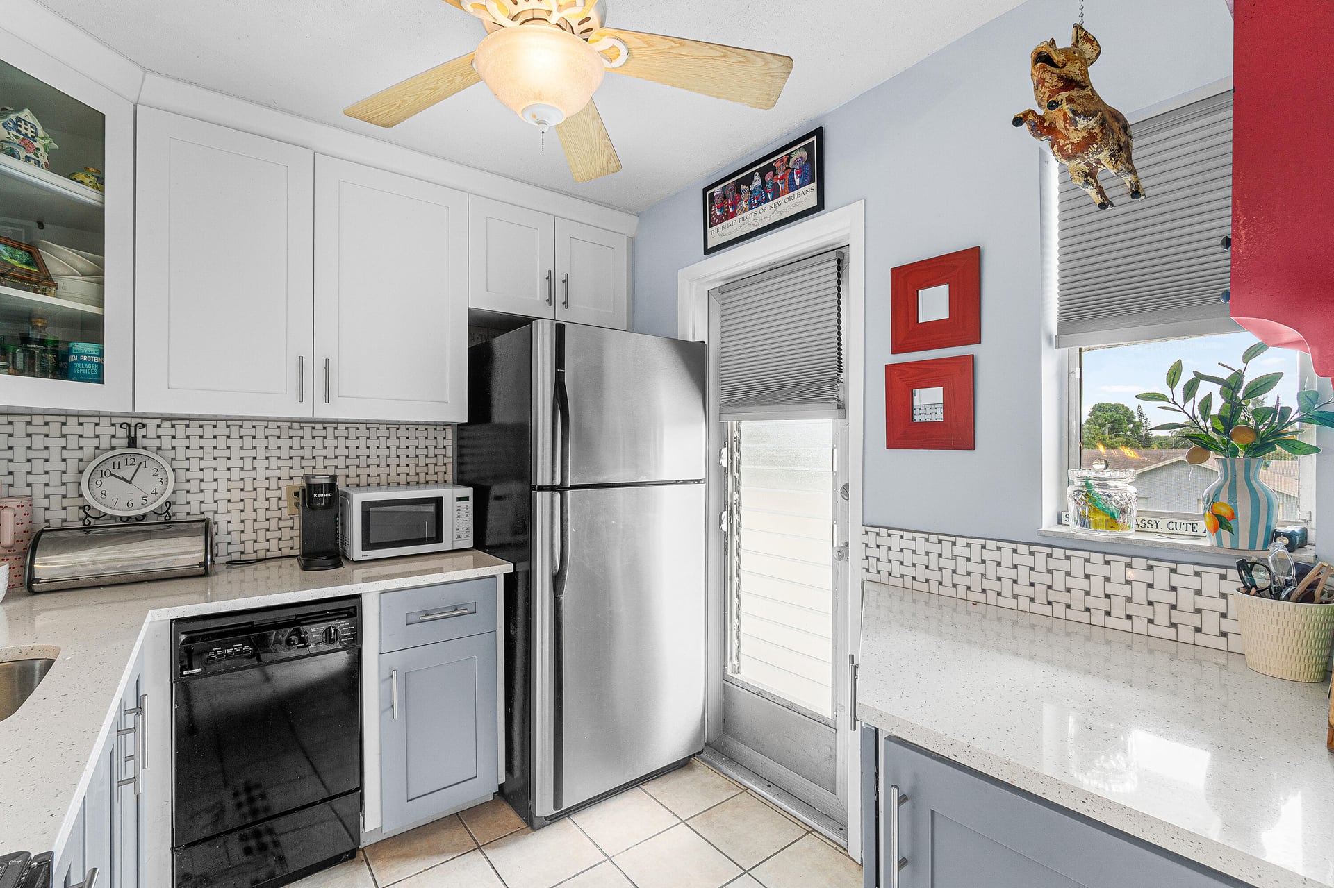  Unit 205 photo 5