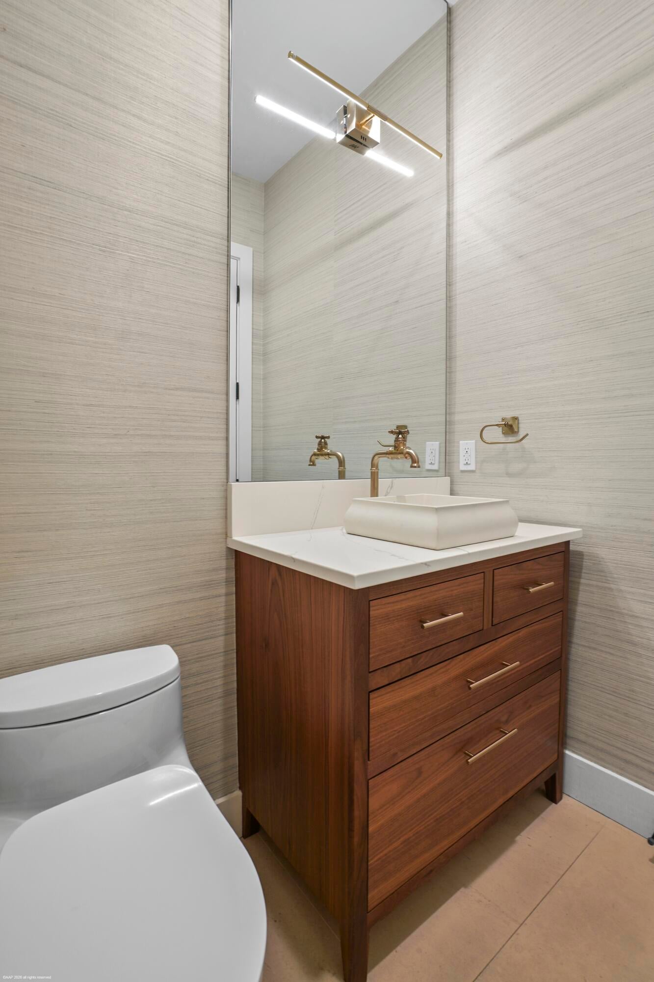 Residence photo 52