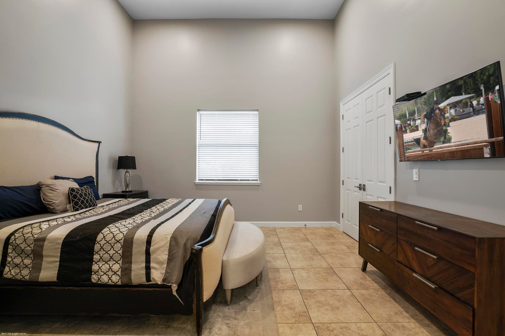 Residence photo 60