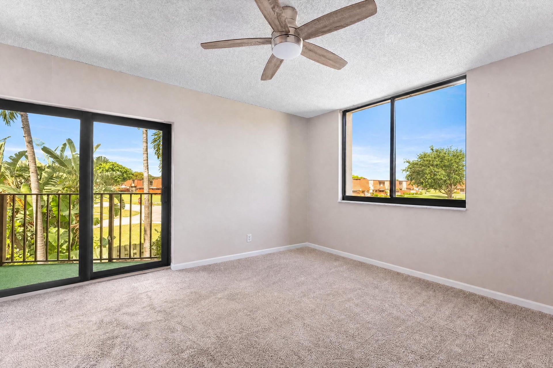Residence photo 14