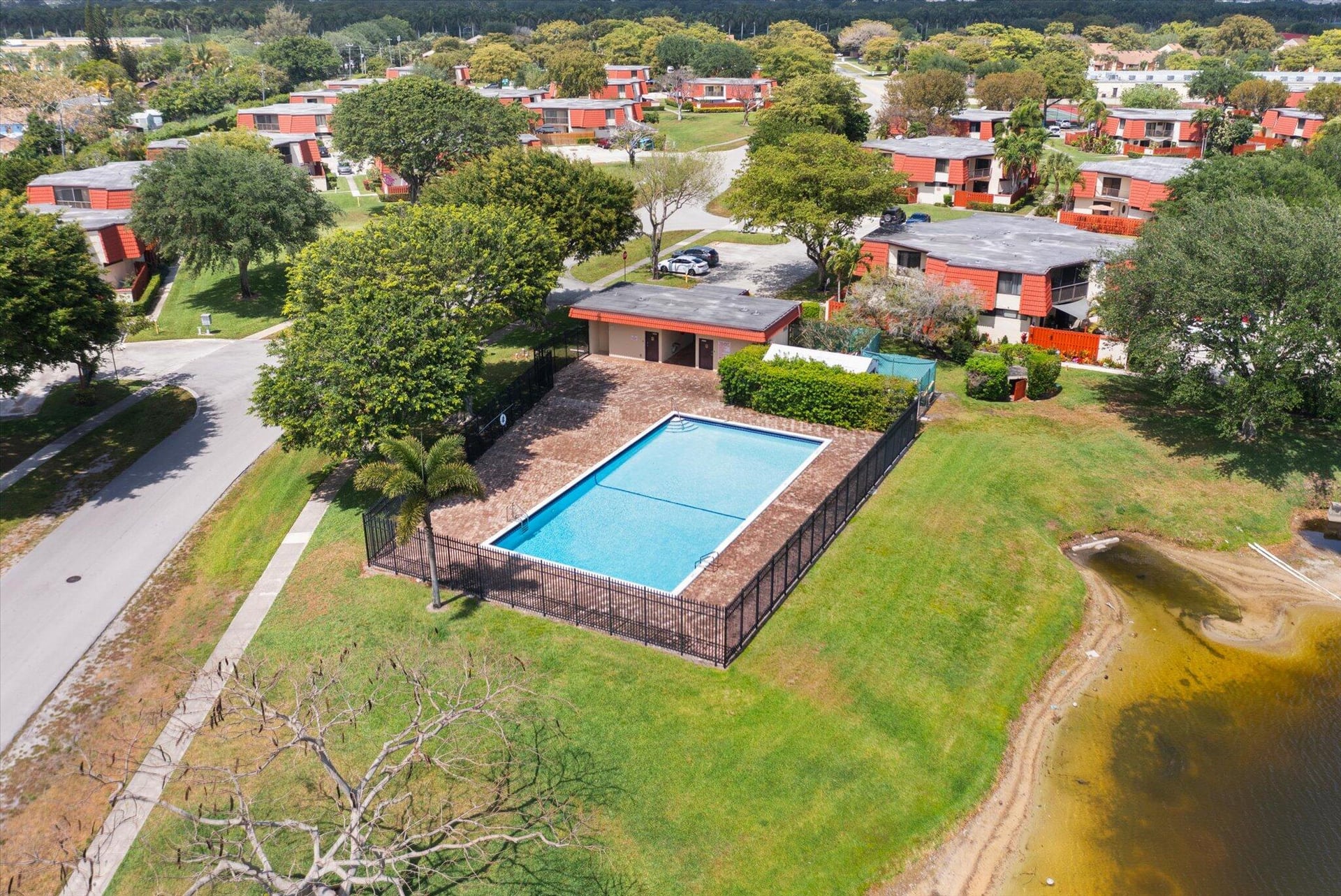 Residence photo 22