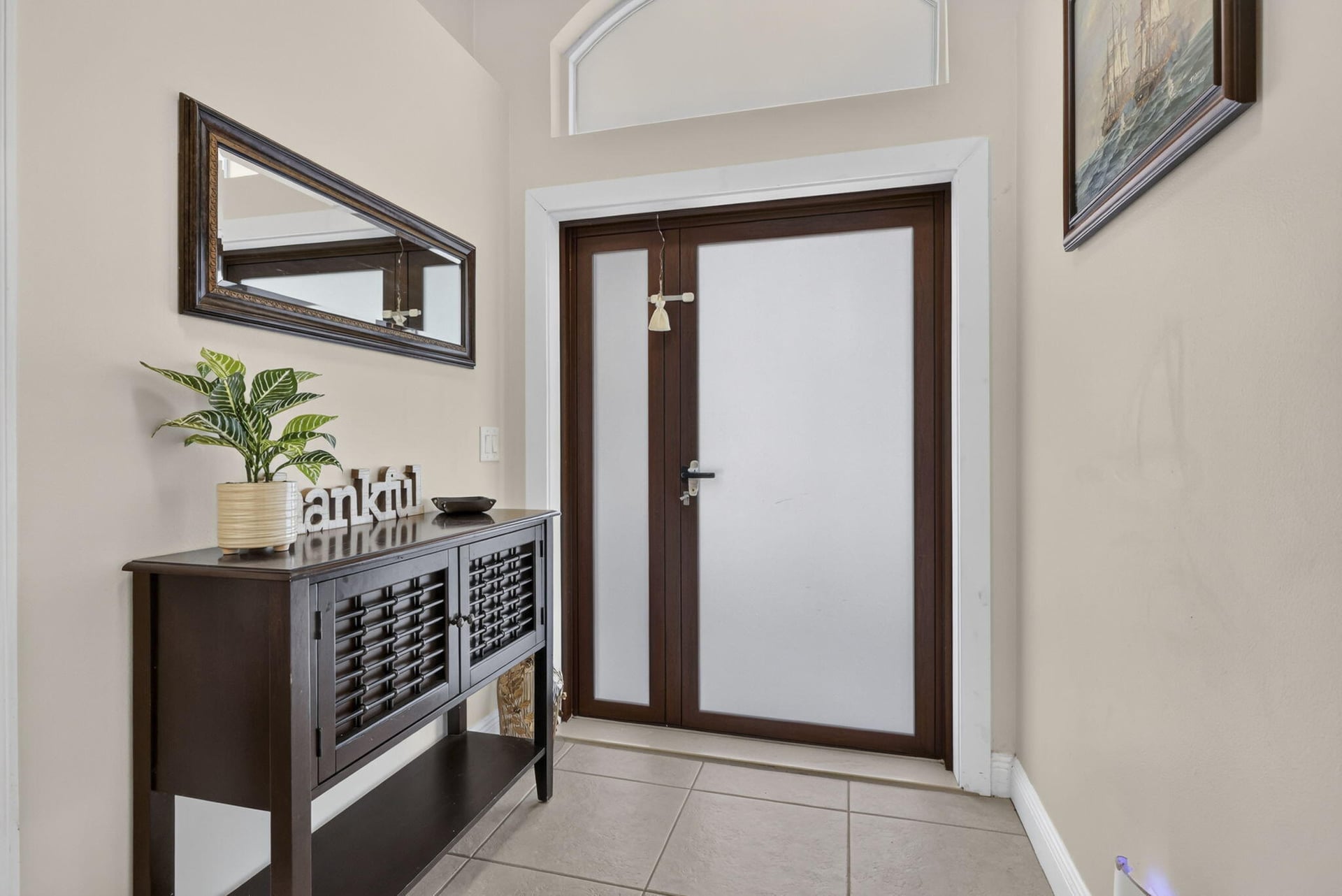 Residence photo 6