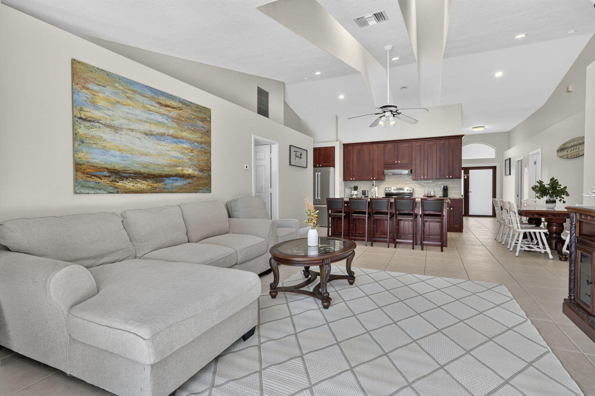 Residence photo 28
