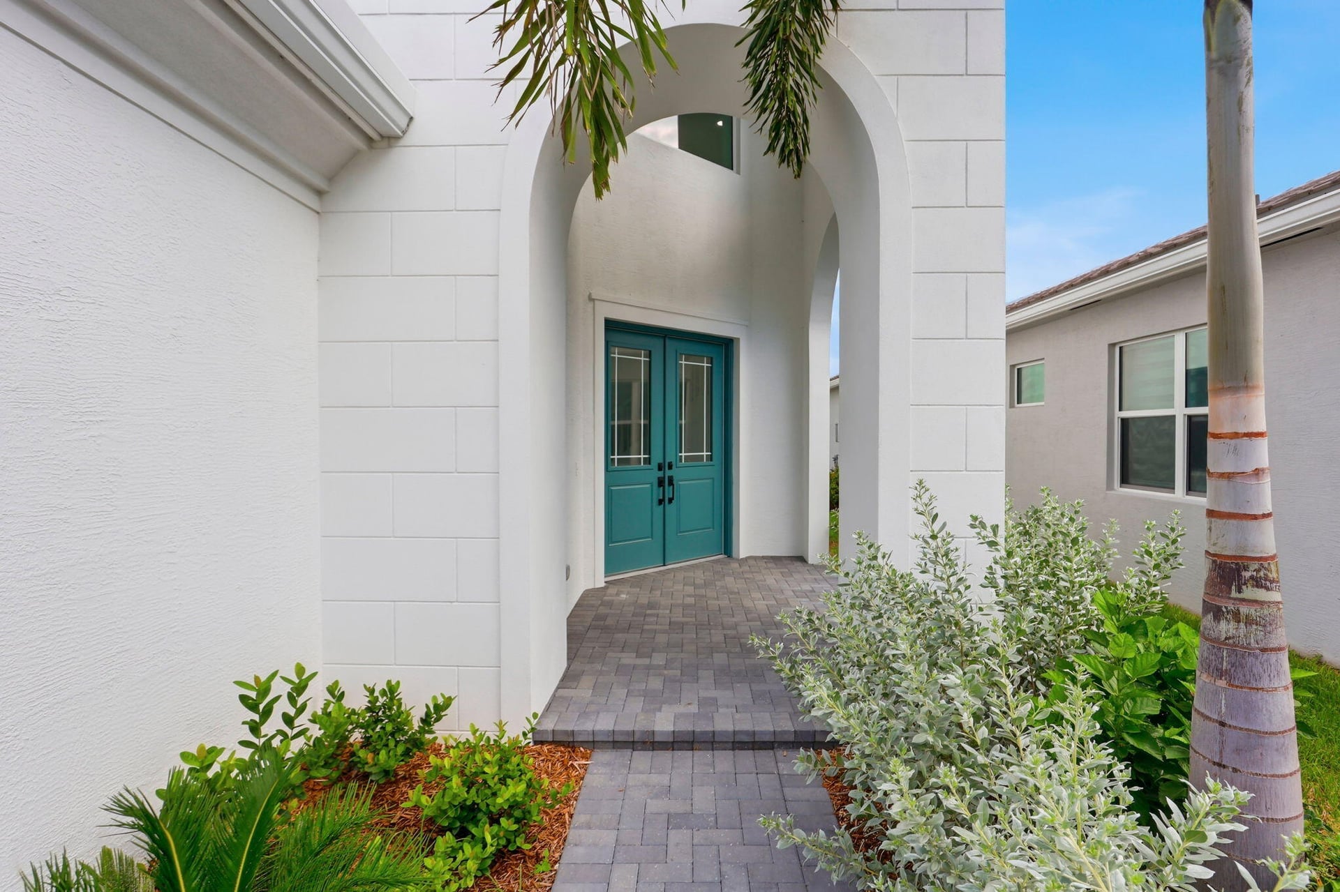 Residence photo 3