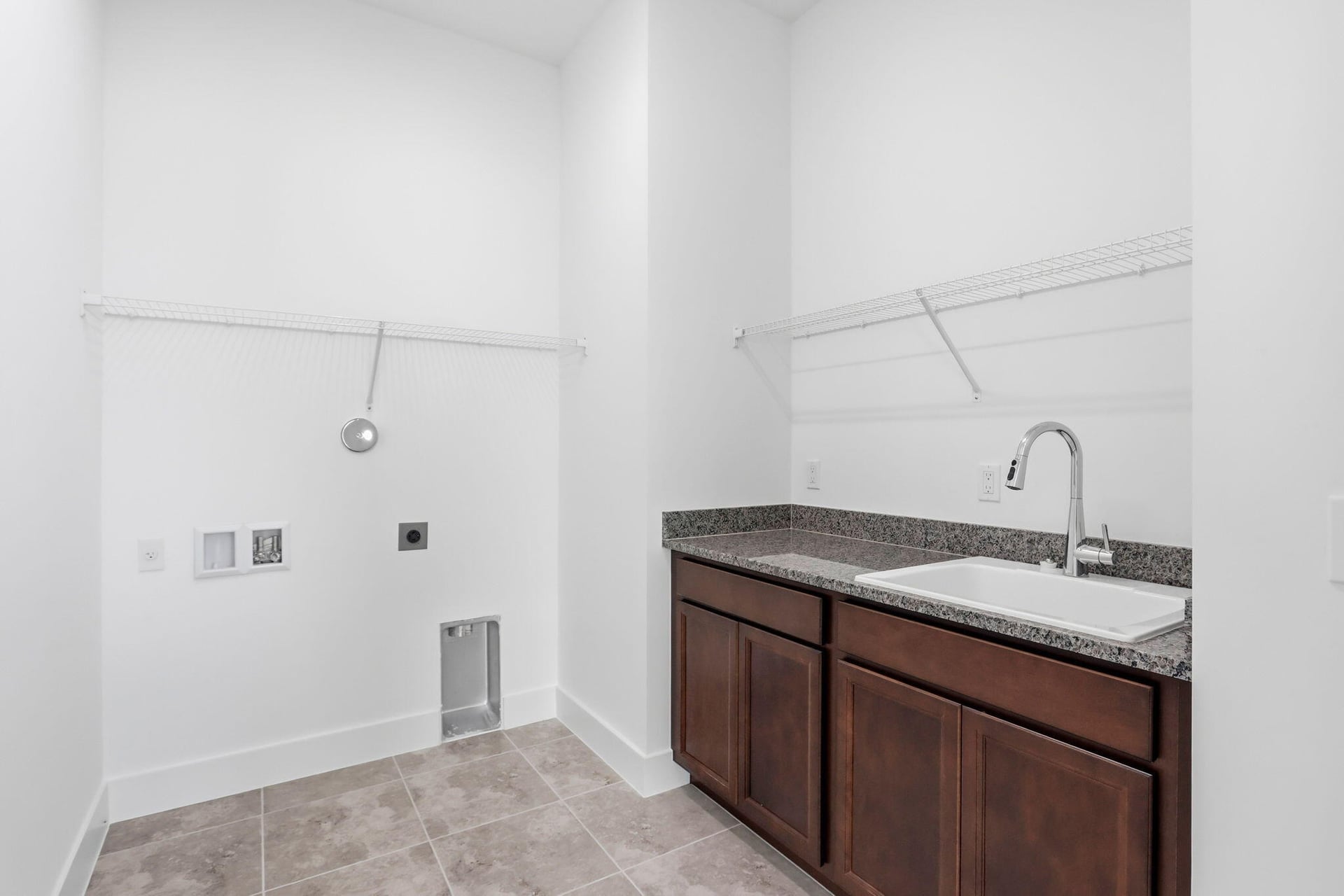 Residence photo 33