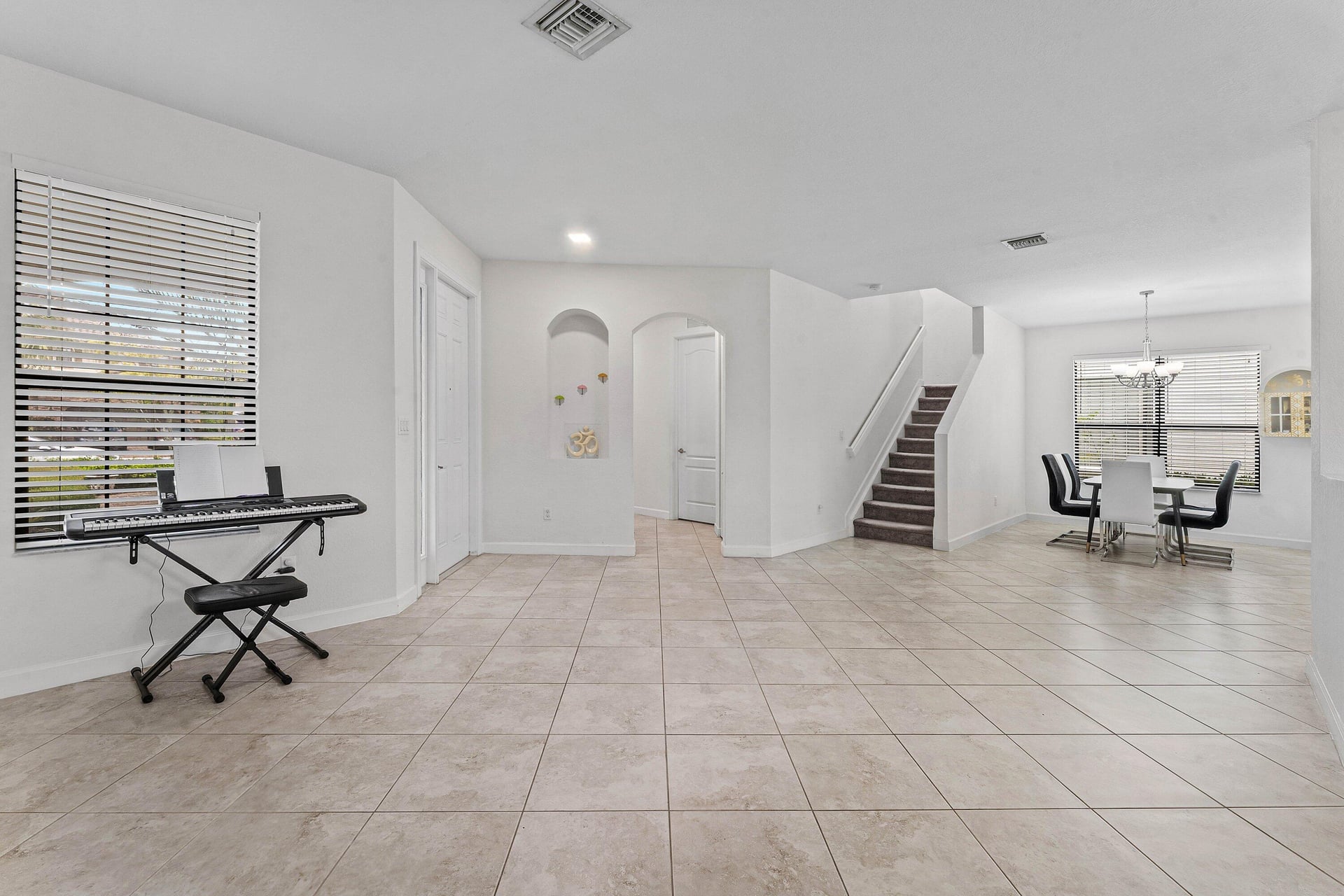 Residence photo 3