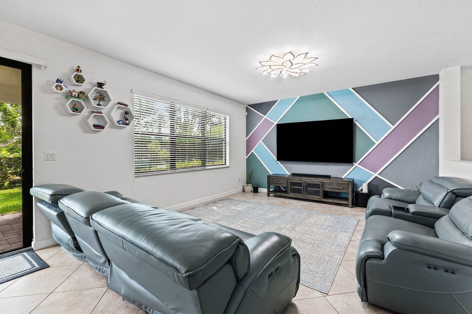 Residence photo 8