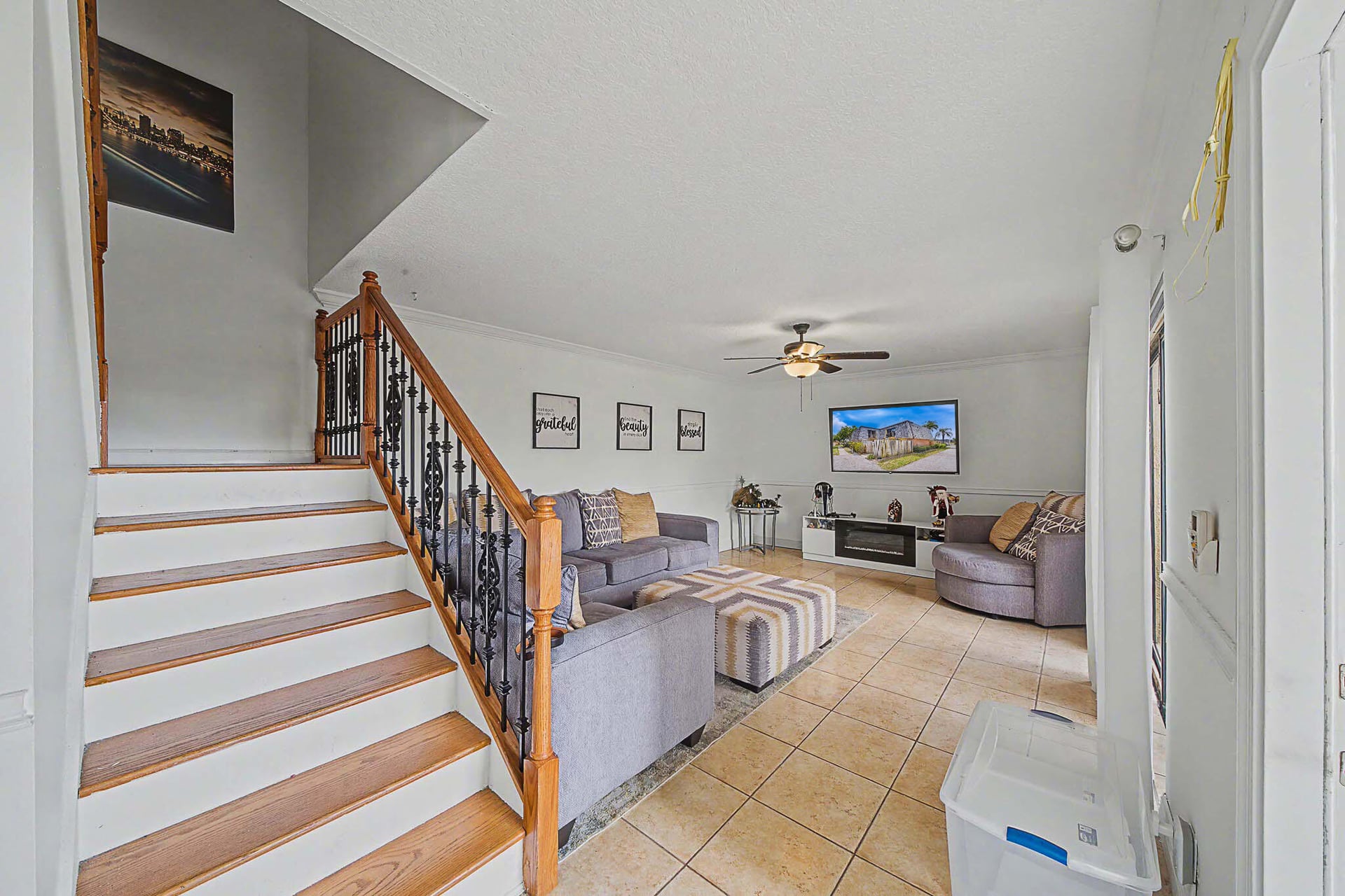 Residence photo 3
