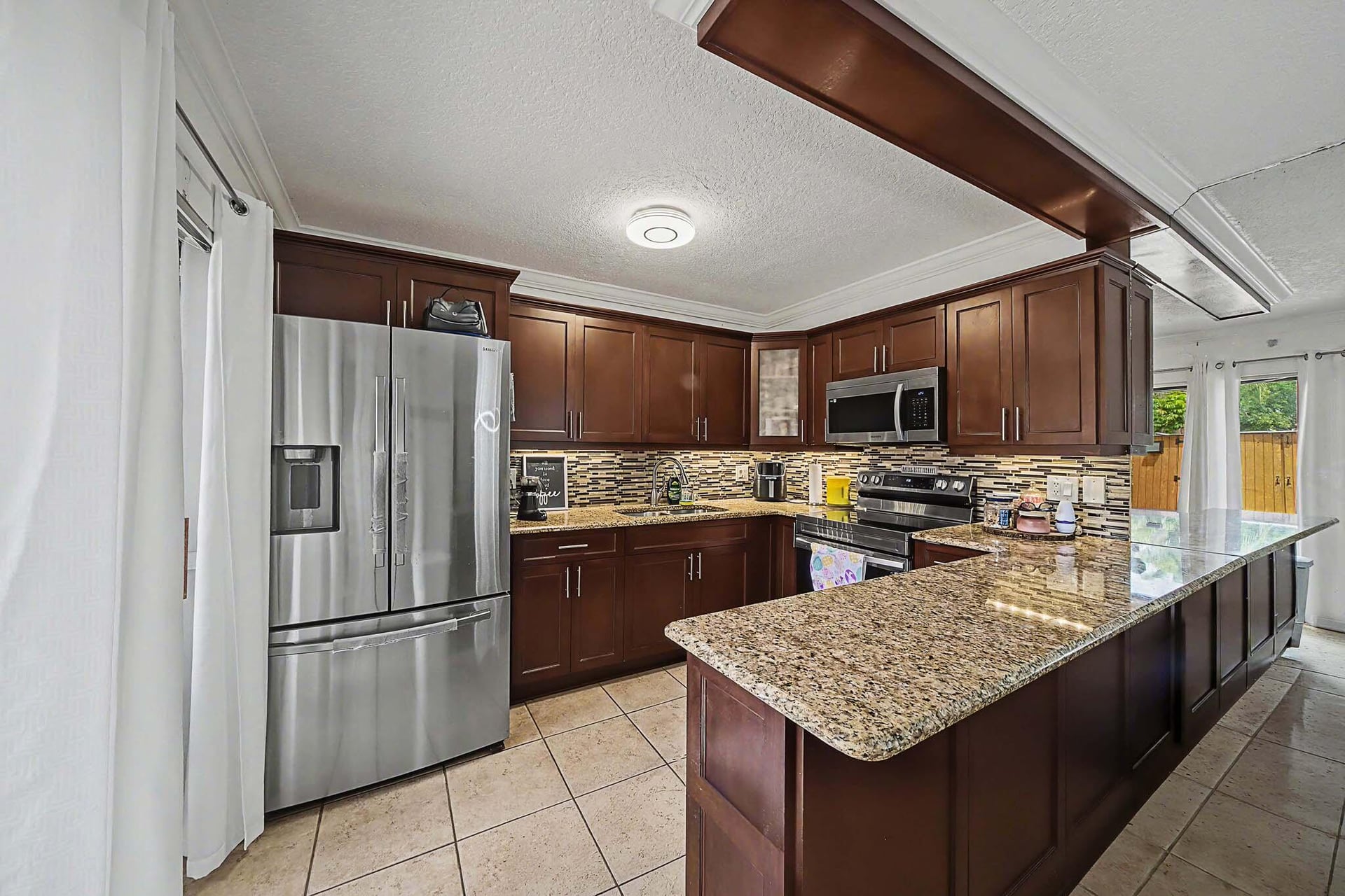 Residence photo 8