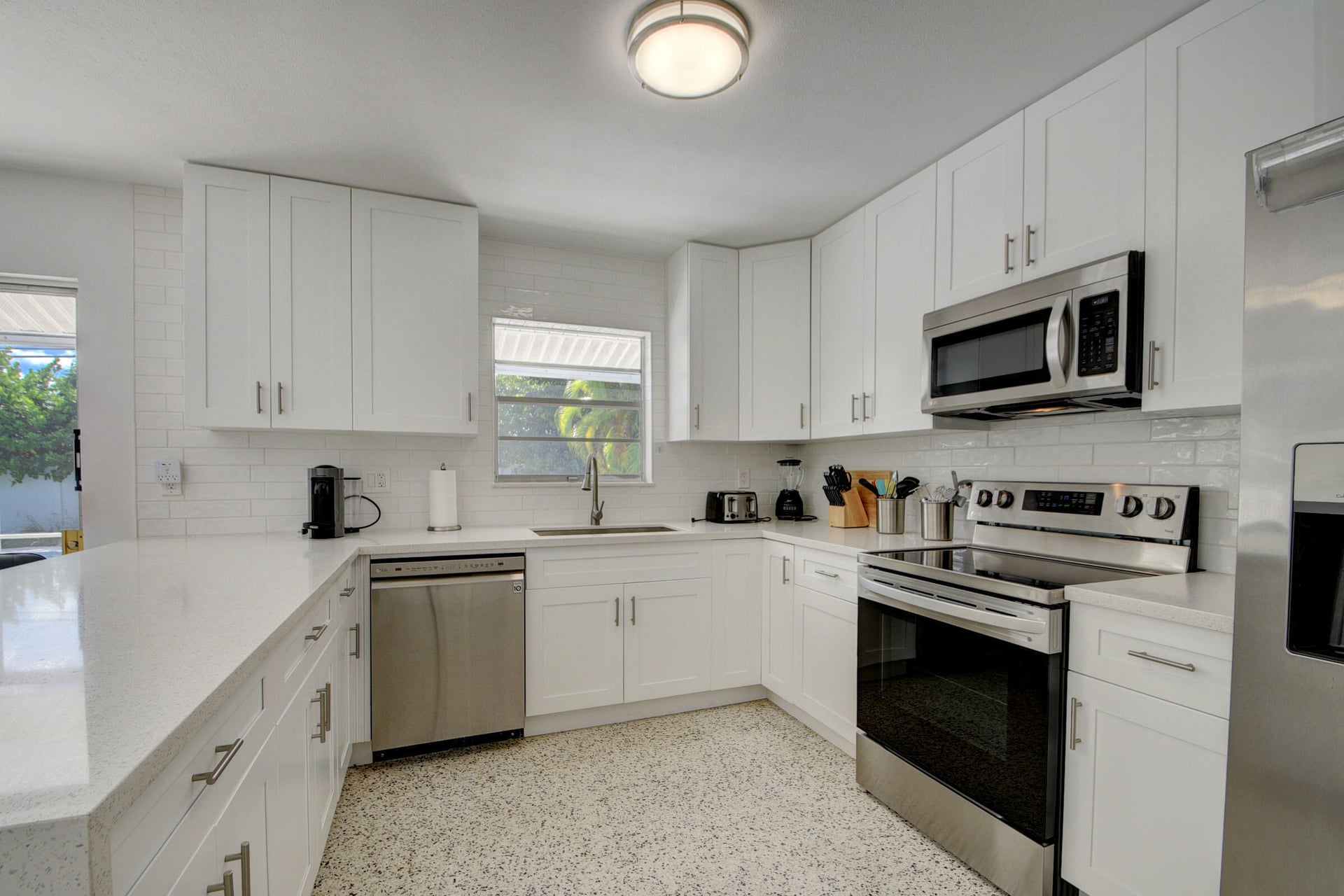Palm Beach Isles Residence photo 21