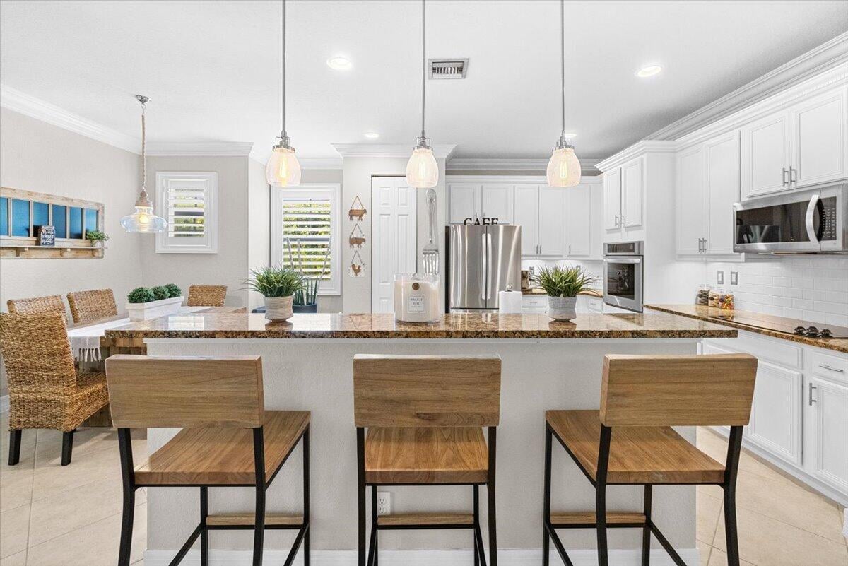 Canterbury Place Residence photo 12