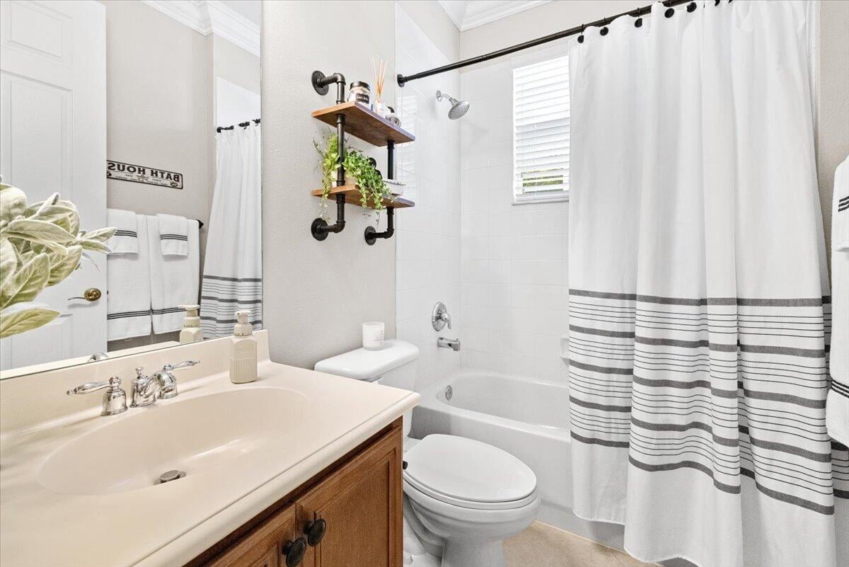 Canterbury Place Residence photo 17