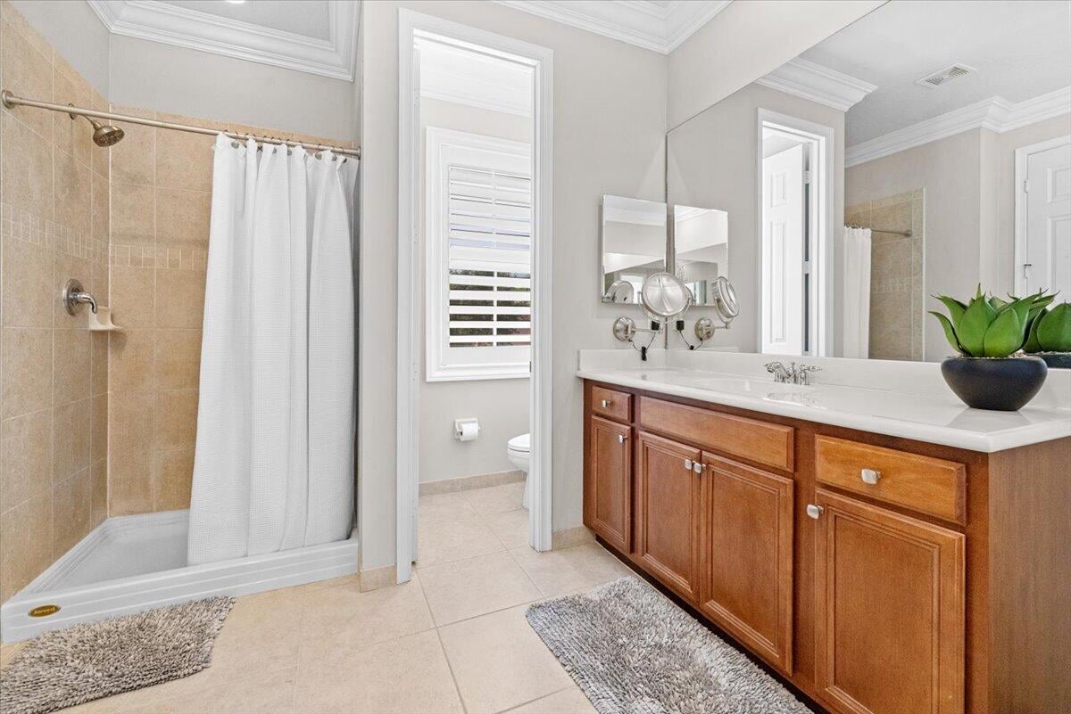 Canterbury Place Residence photo 29