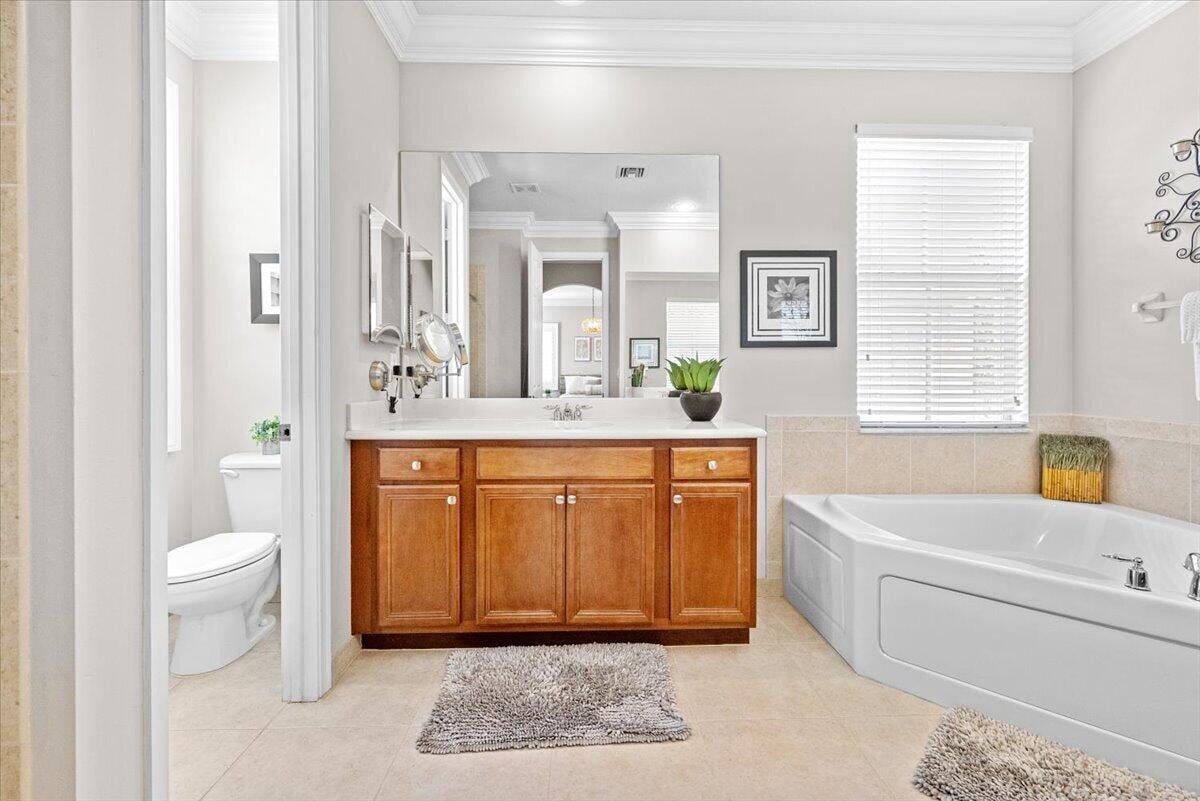 Canterbury Place Residence photo 30