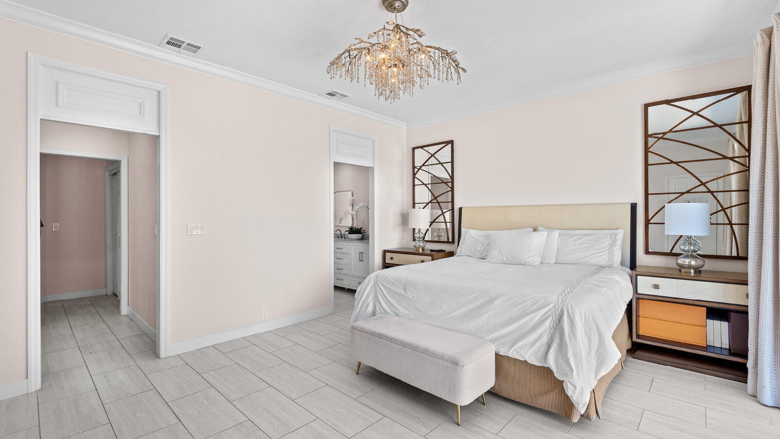 Residence photo 8