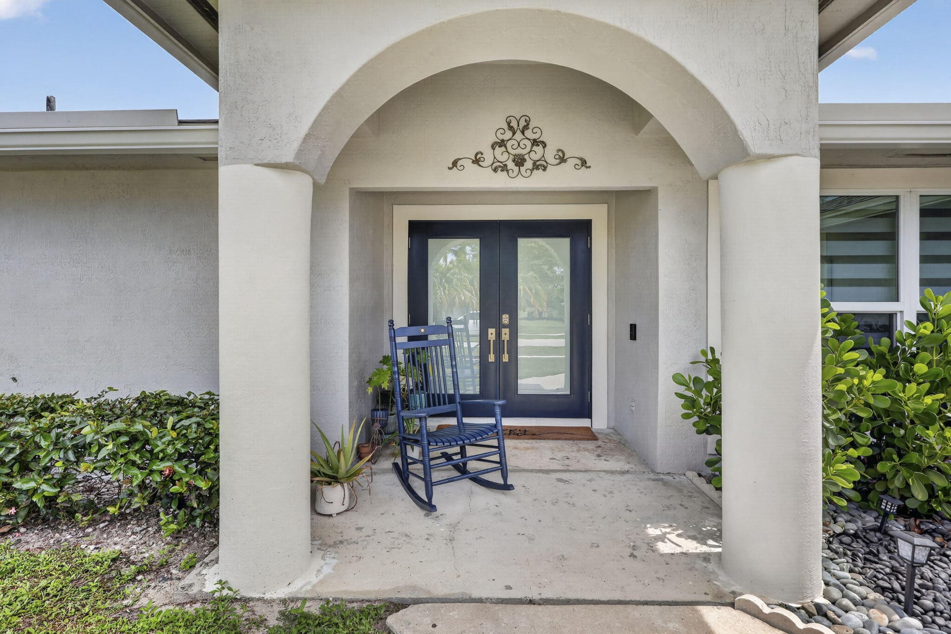 Residence photo 2