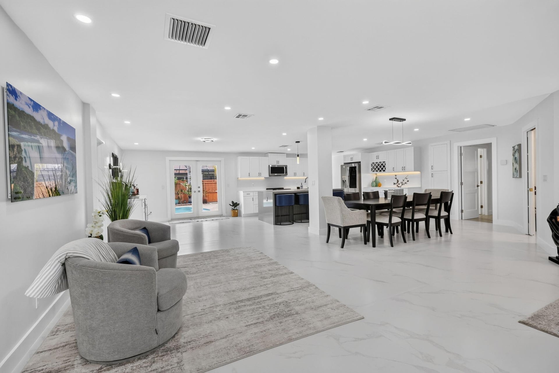 Residence photo 5