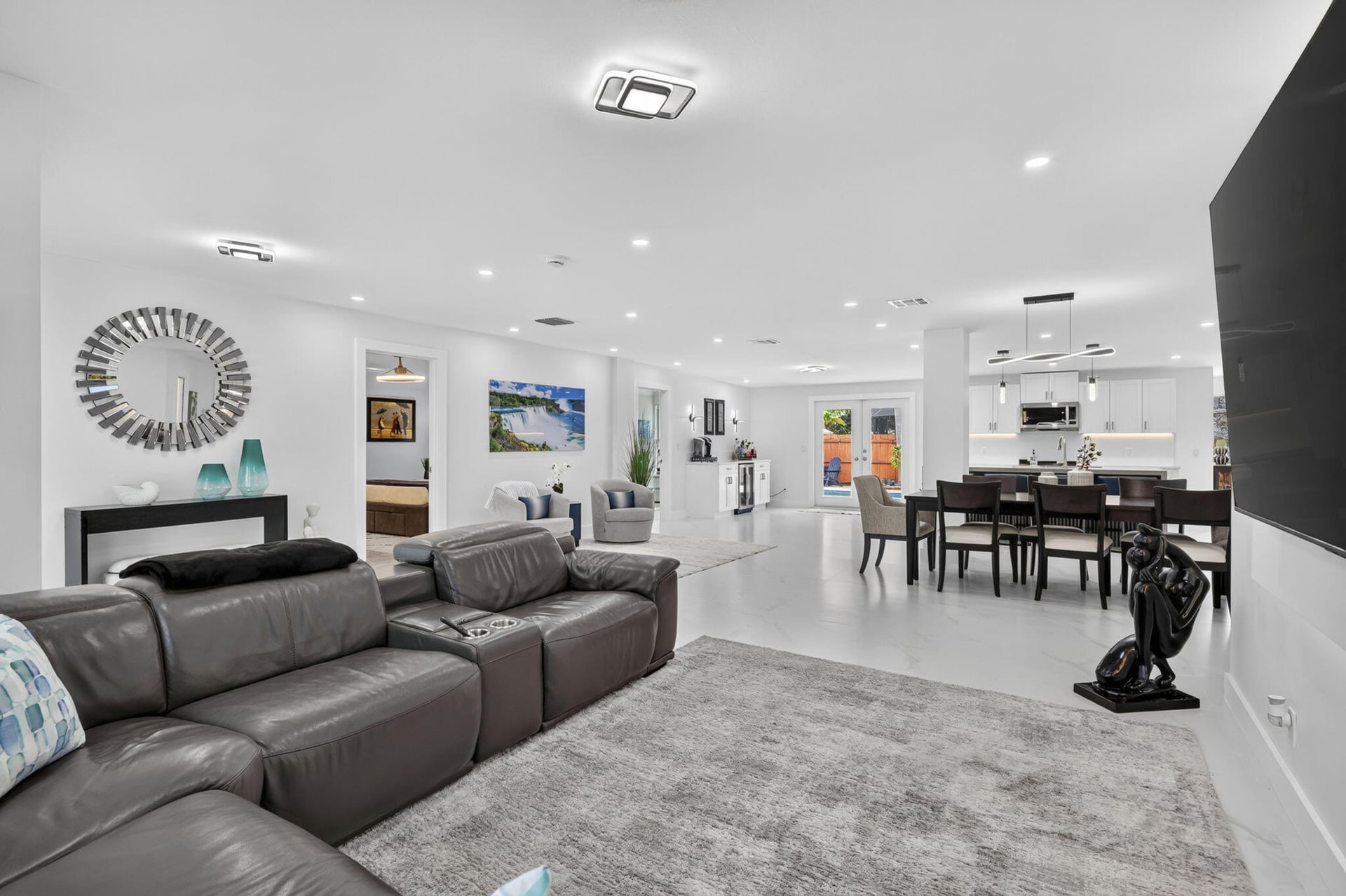 Residence photo 6