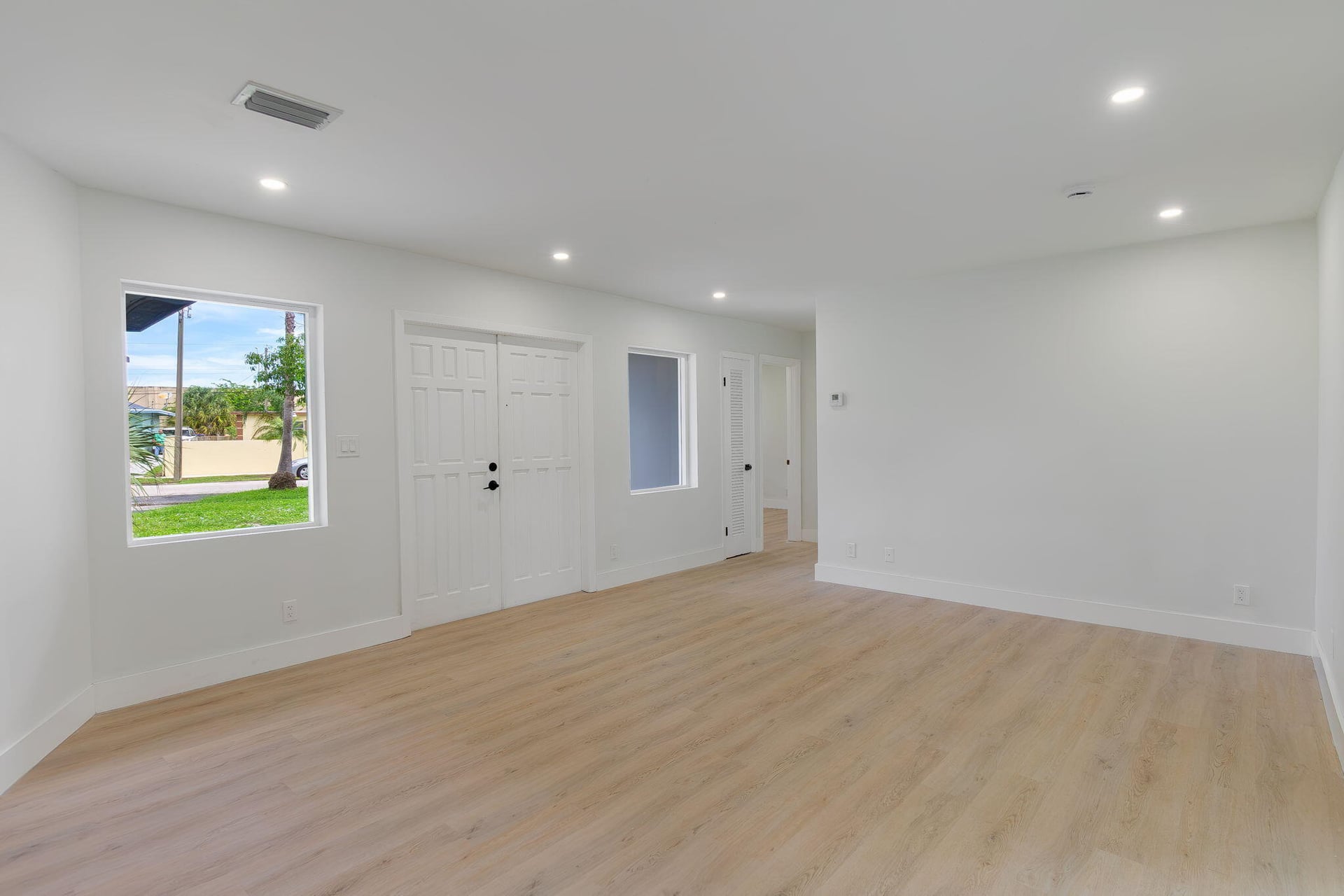  Residence photo 4