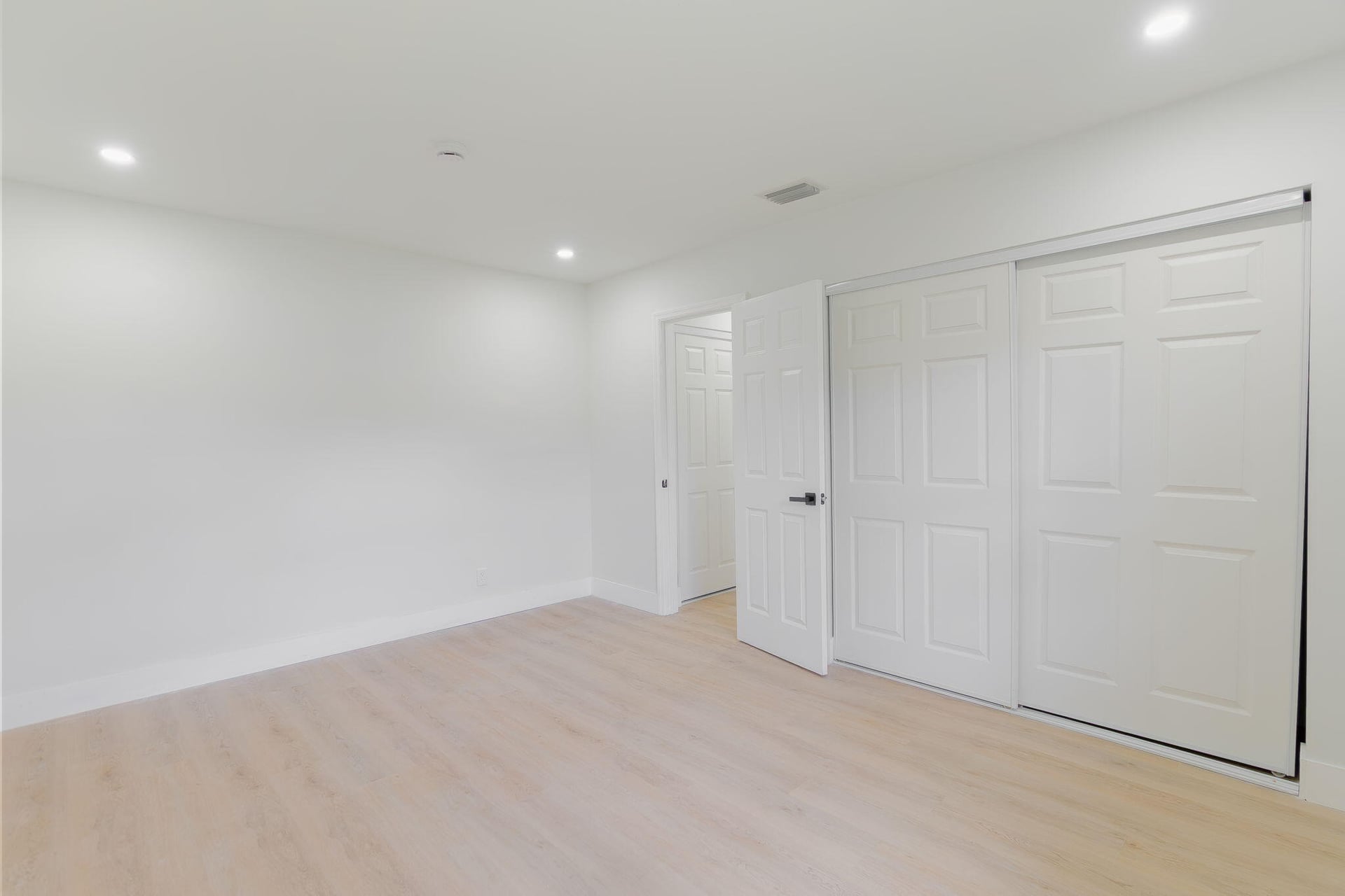  Residence photo 16