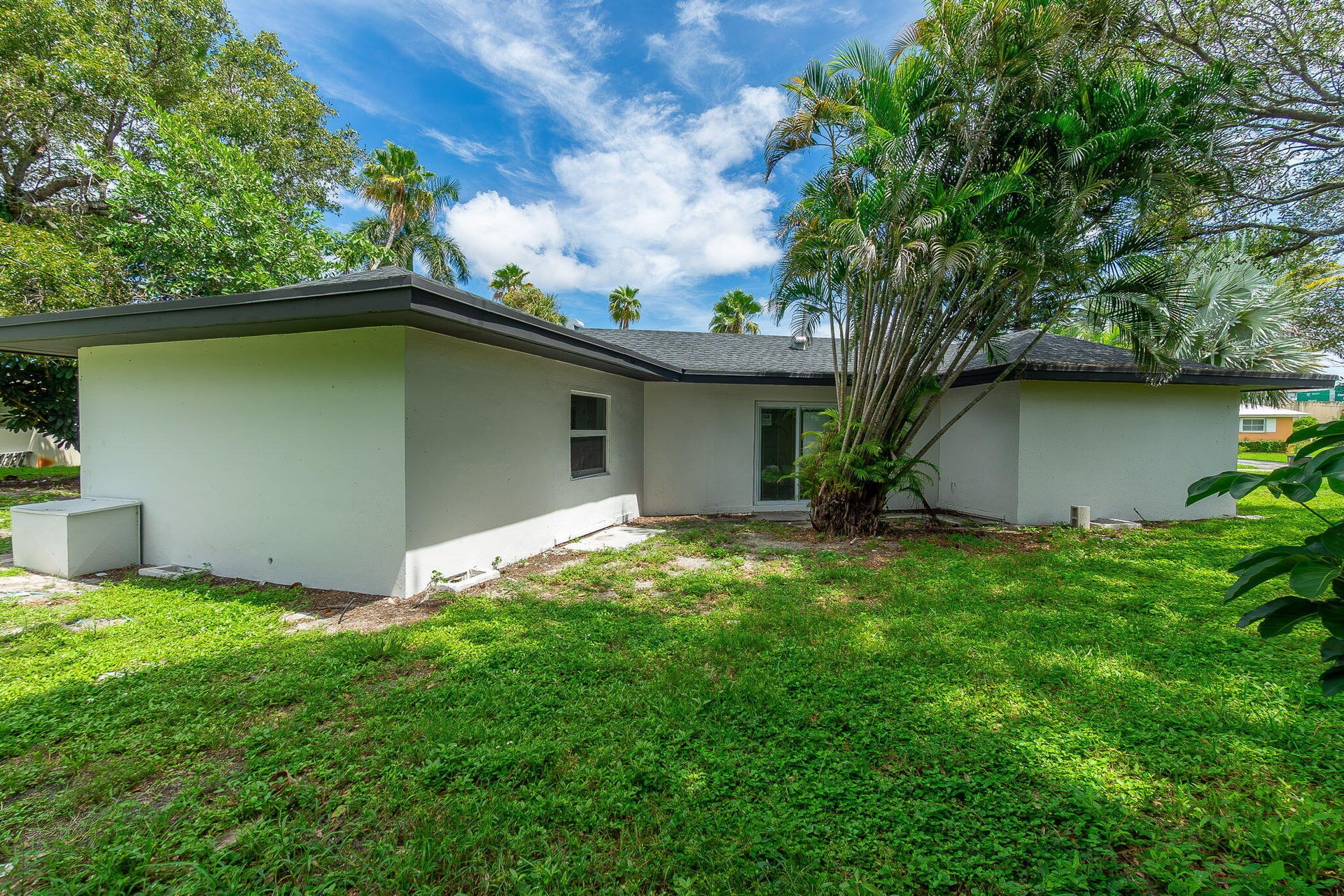  Residence photo 24