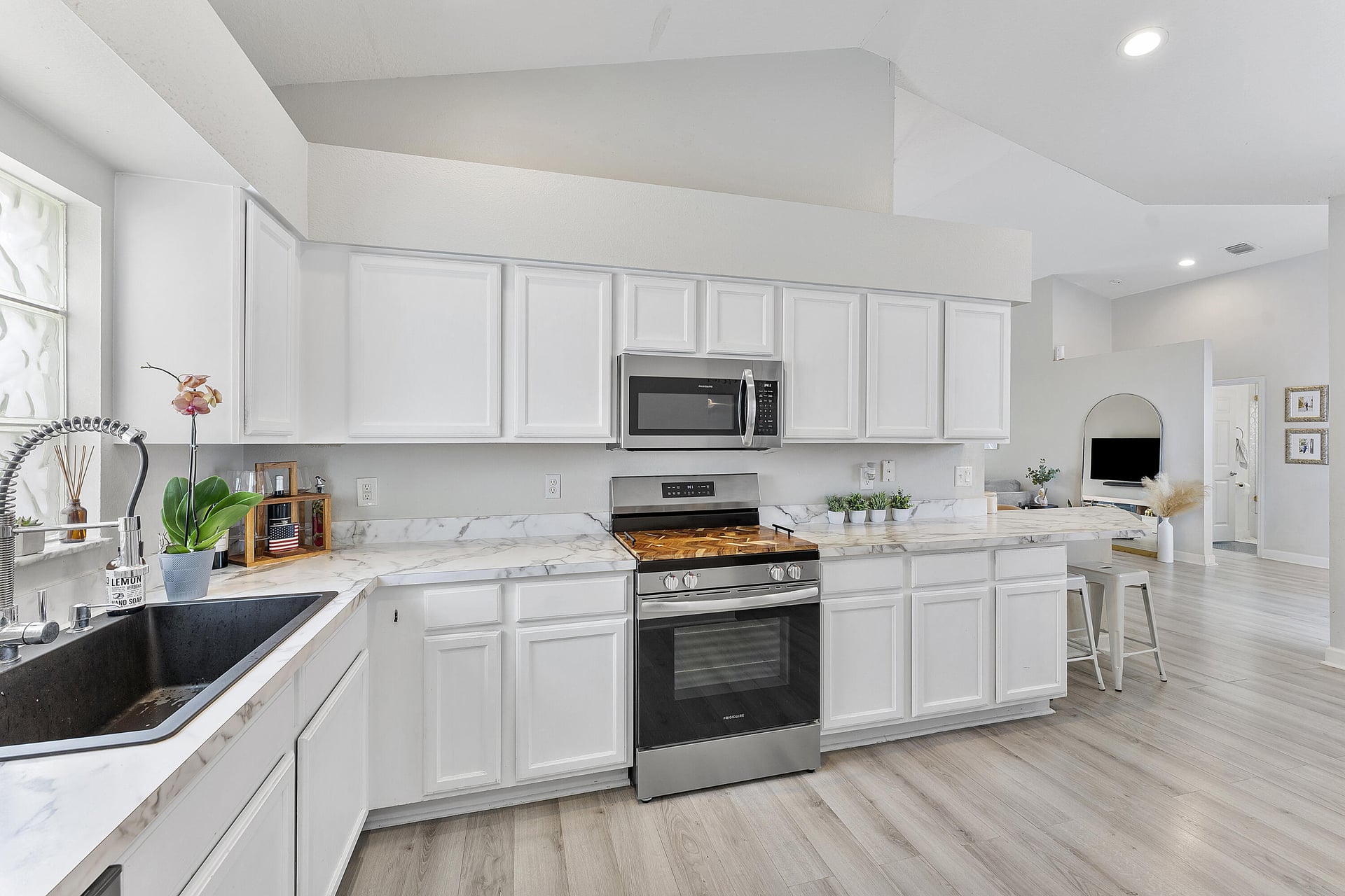 Residence photo 10
