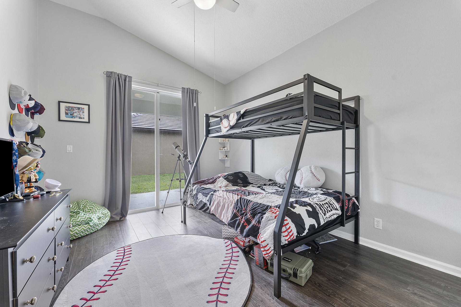 Residence photo 17