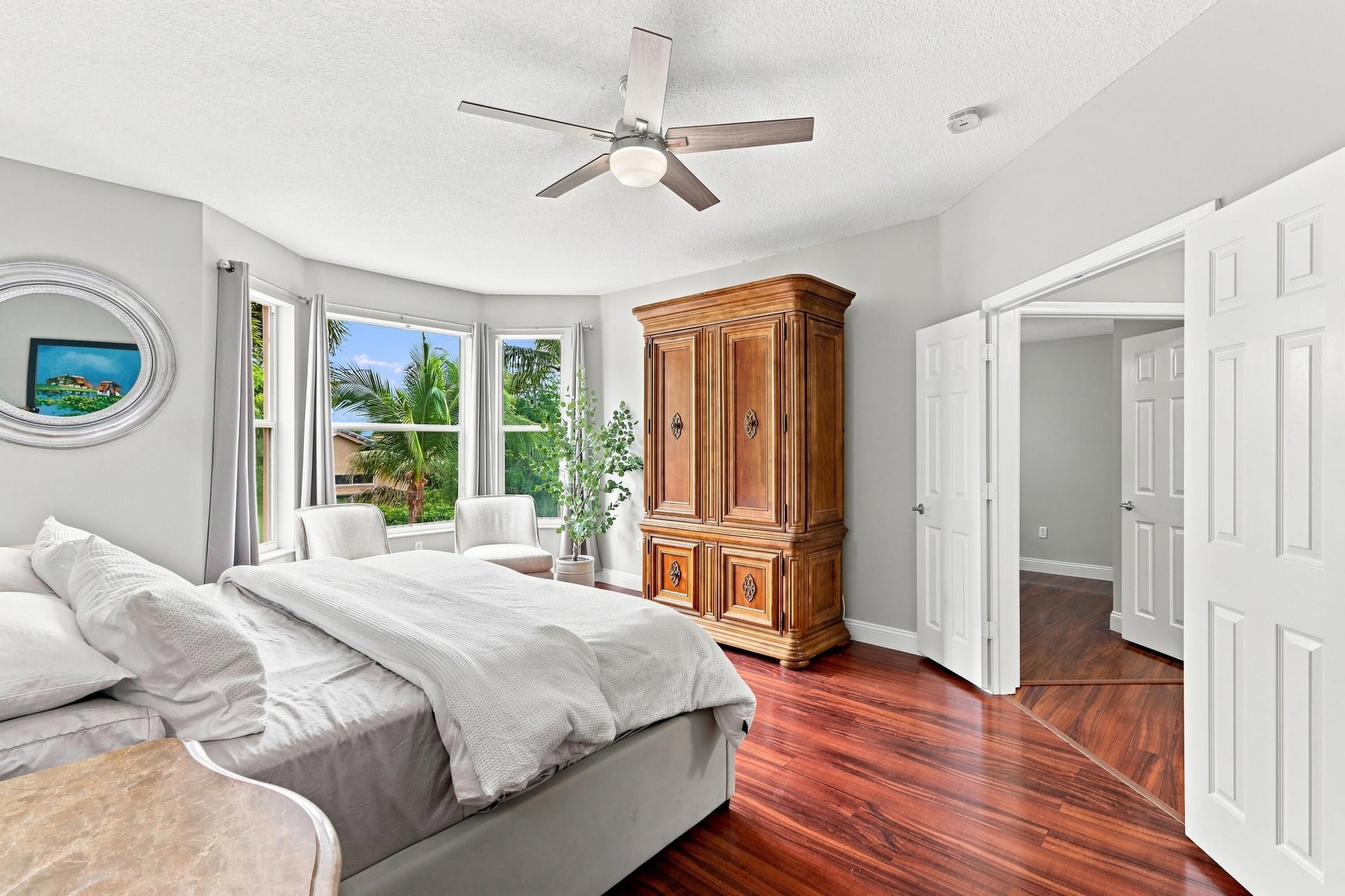 Residence photo 49