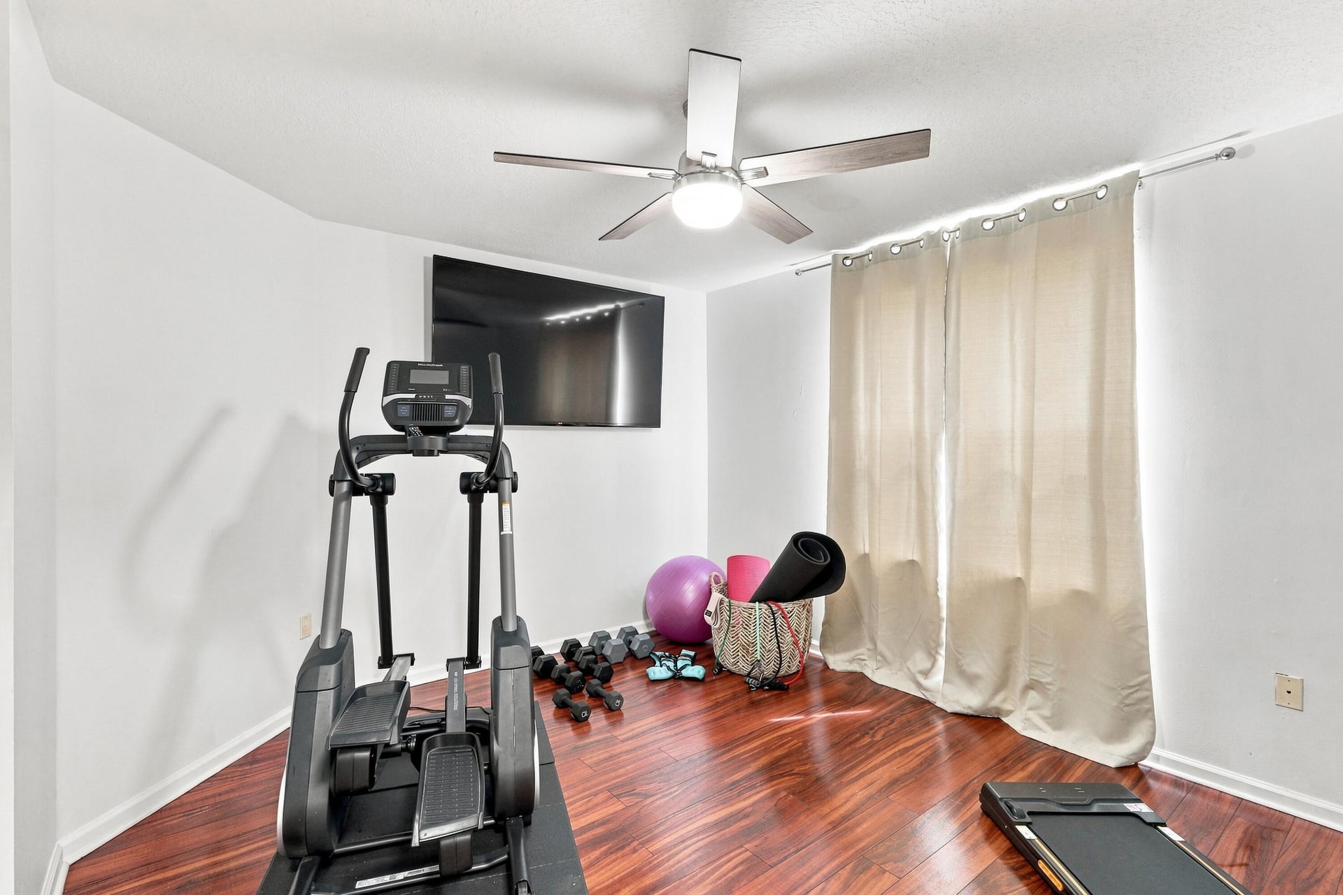 Residence photo 60