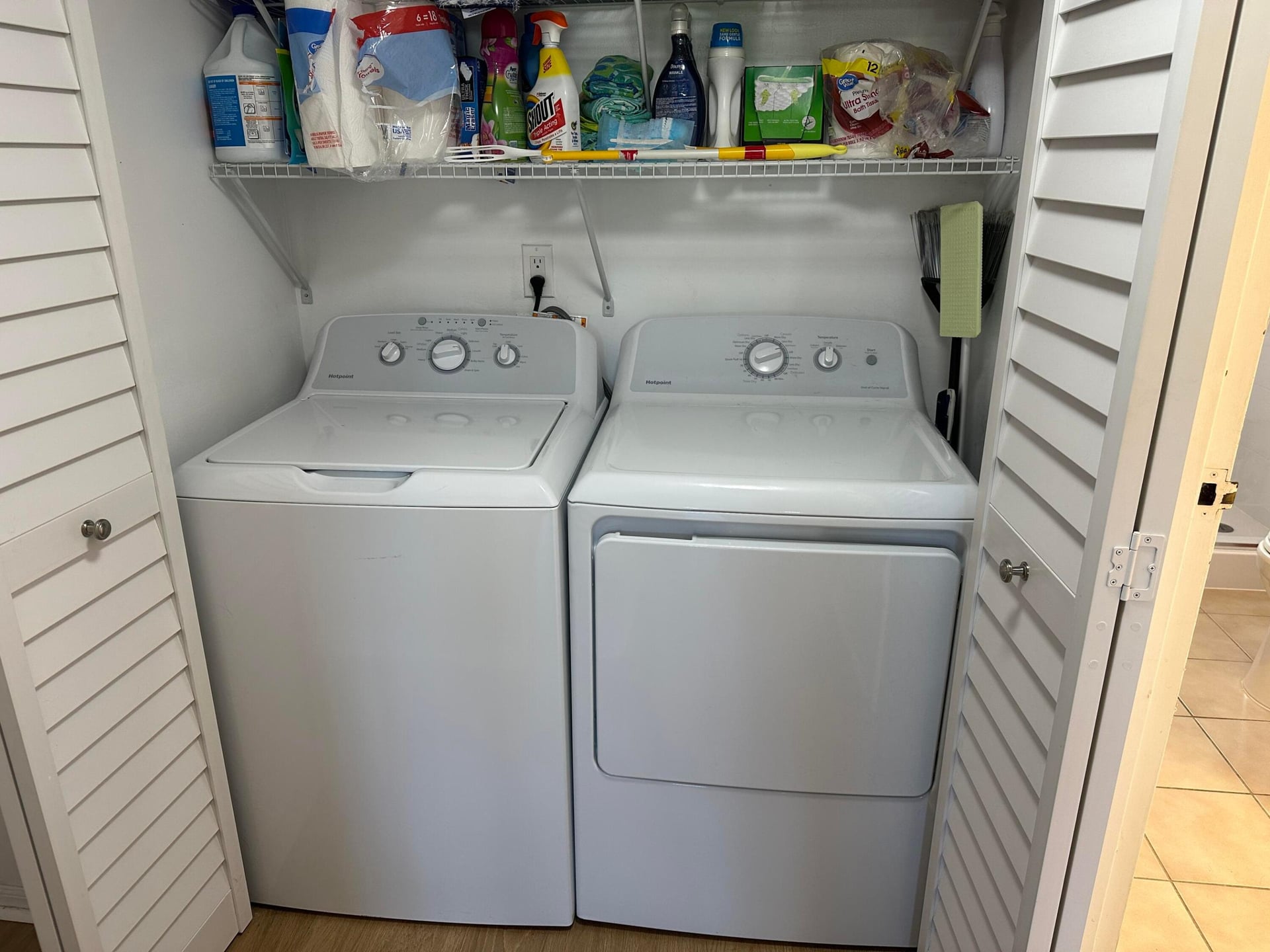 Unit 113 photo 13